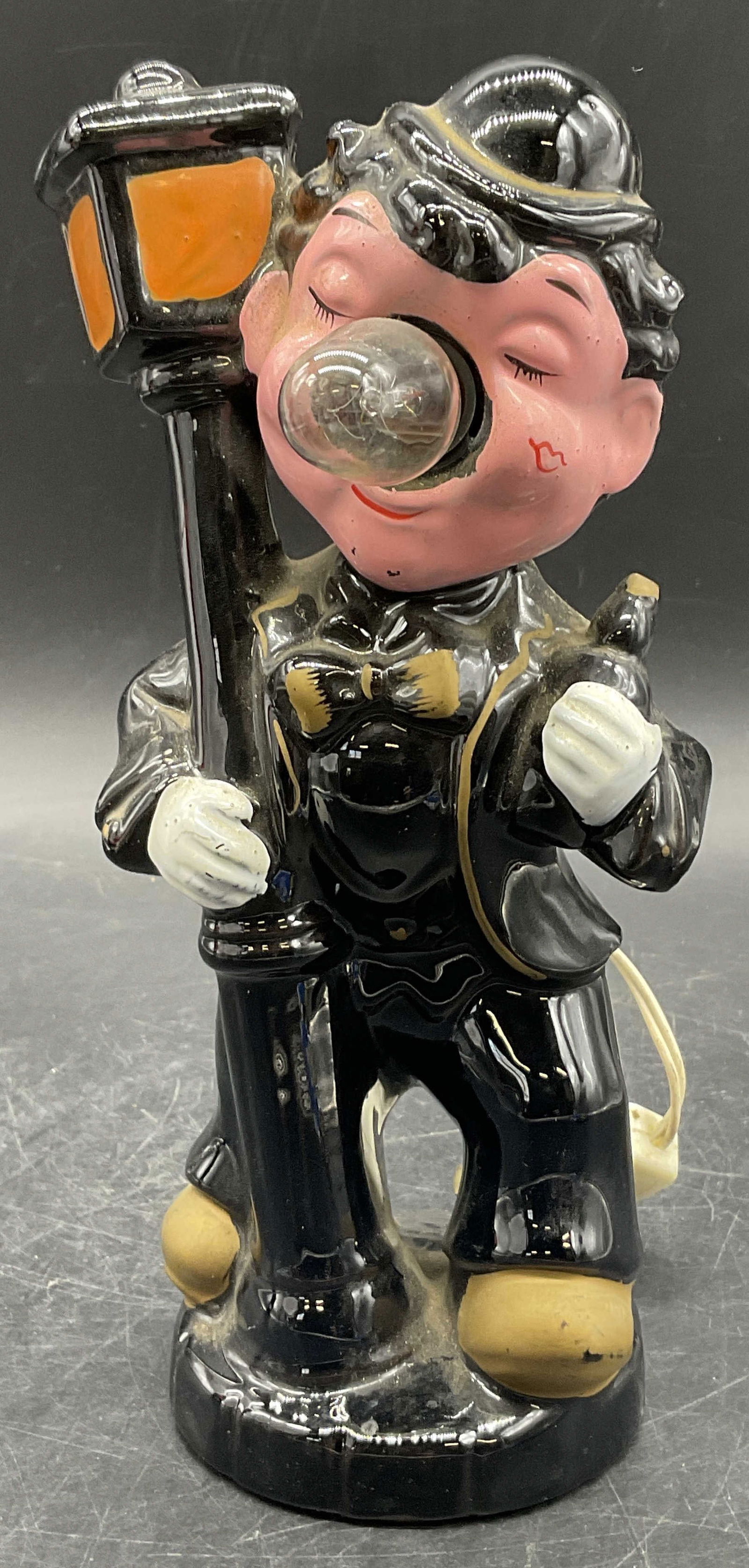 Vintage Drunk Hugging Lamppost Ceramic Table Lamp (1 of 10)