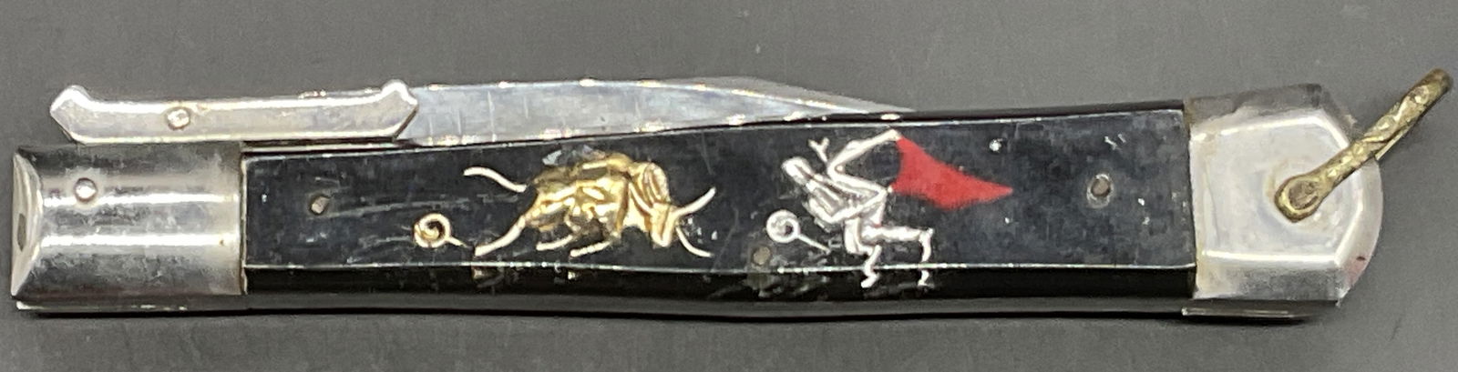 Vintage Matador Bull Fighter Motif Pocket Knife (1 of 9)