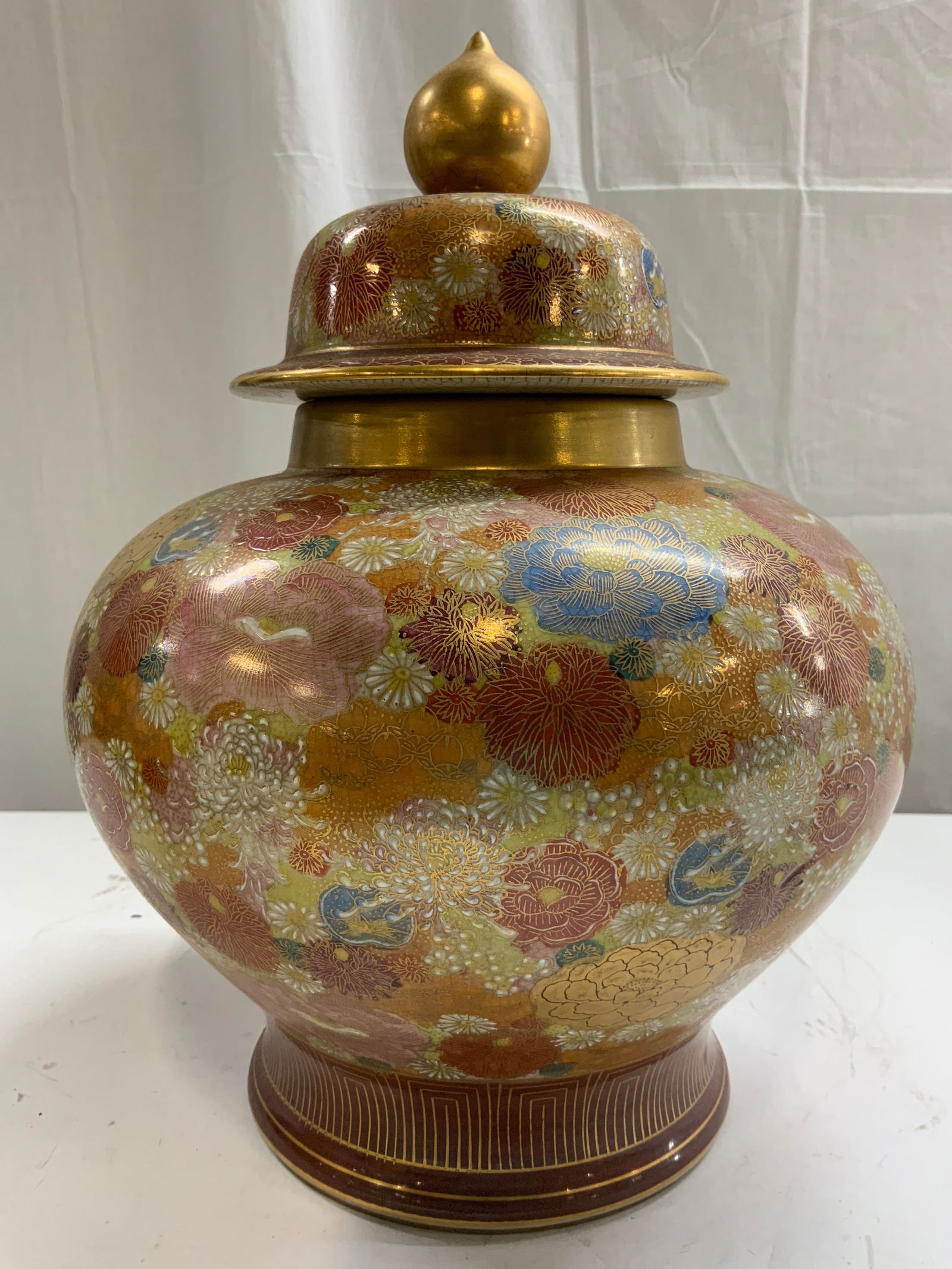Signed H Painted Ceramic Asian Urn W Lid JAPAN (1 of 8)
