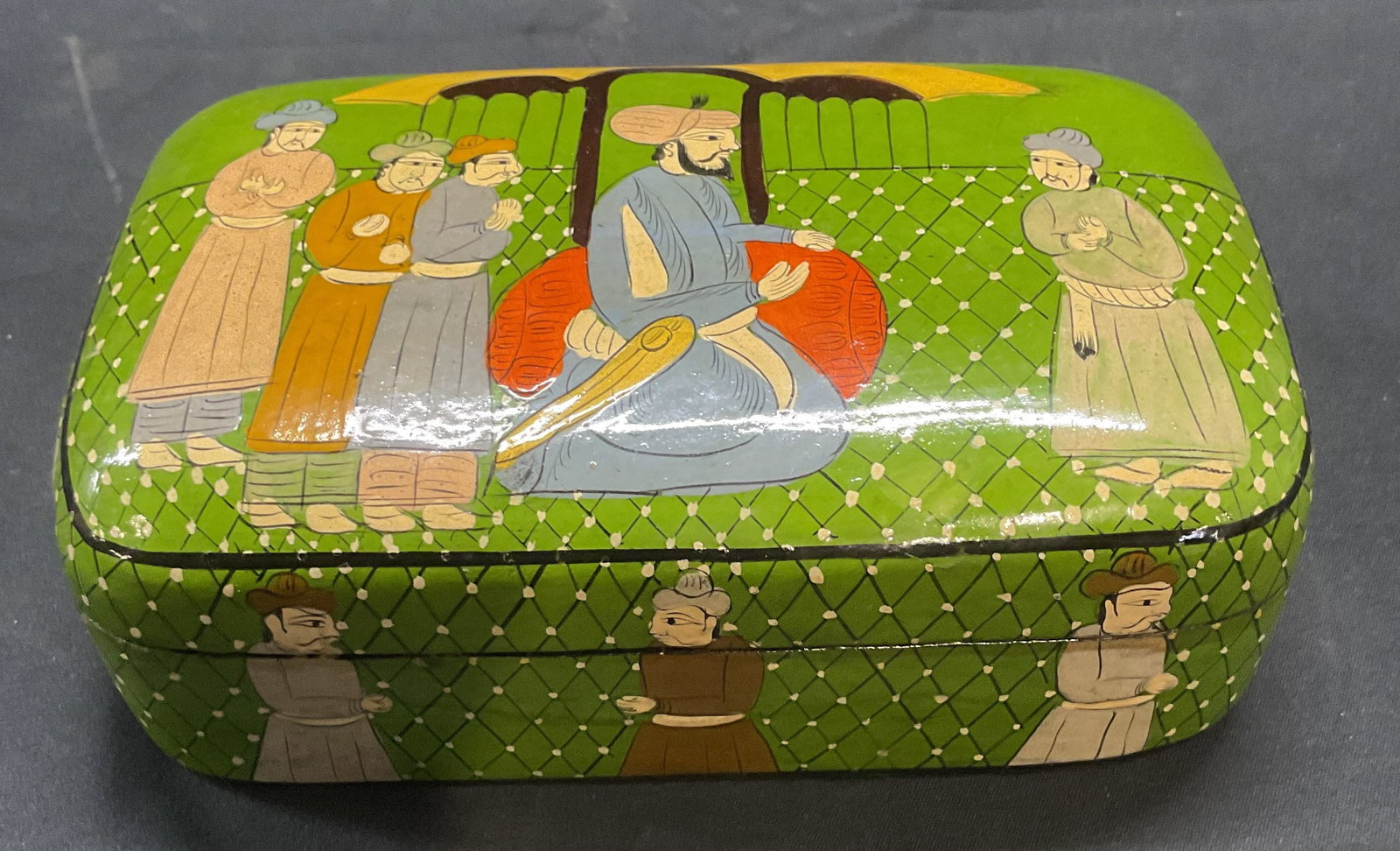 Vintage Lacquered Wood Figural Box: Vintage lacquered wood box. Hand painted with figural motif. Measures approx. 6.25 x 3.75 x 2.25 inches. Some surface wear consistent with exposure. Lacquered wood box, wood box, lacquered box, lacque