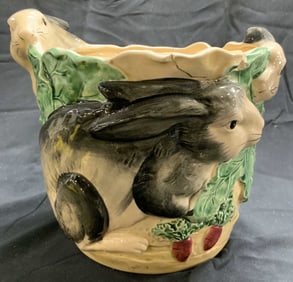 THE HALDON GROUP Porc Rabbit Planter