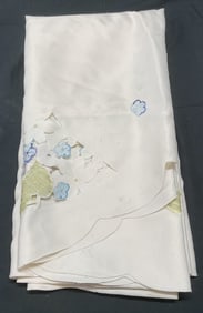 White Embroidered Floral Oval Tablecloth