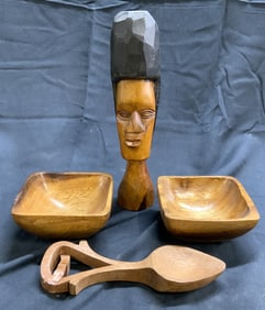 Lot 4 Carved Wooden Tabletop Accessories