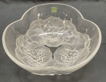 Hoya Frosted Crystal Flower Bowl, Japan