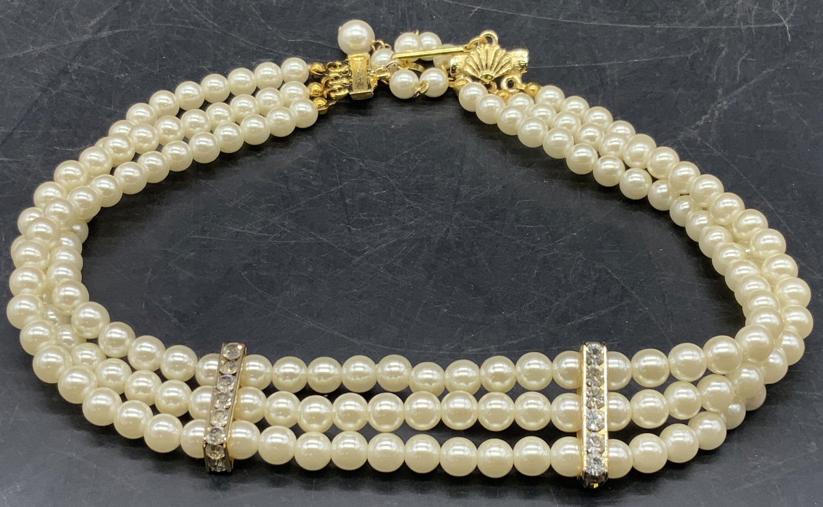 Vintage Three Strand Pearlescent Beaded Necklace (1 of 10)