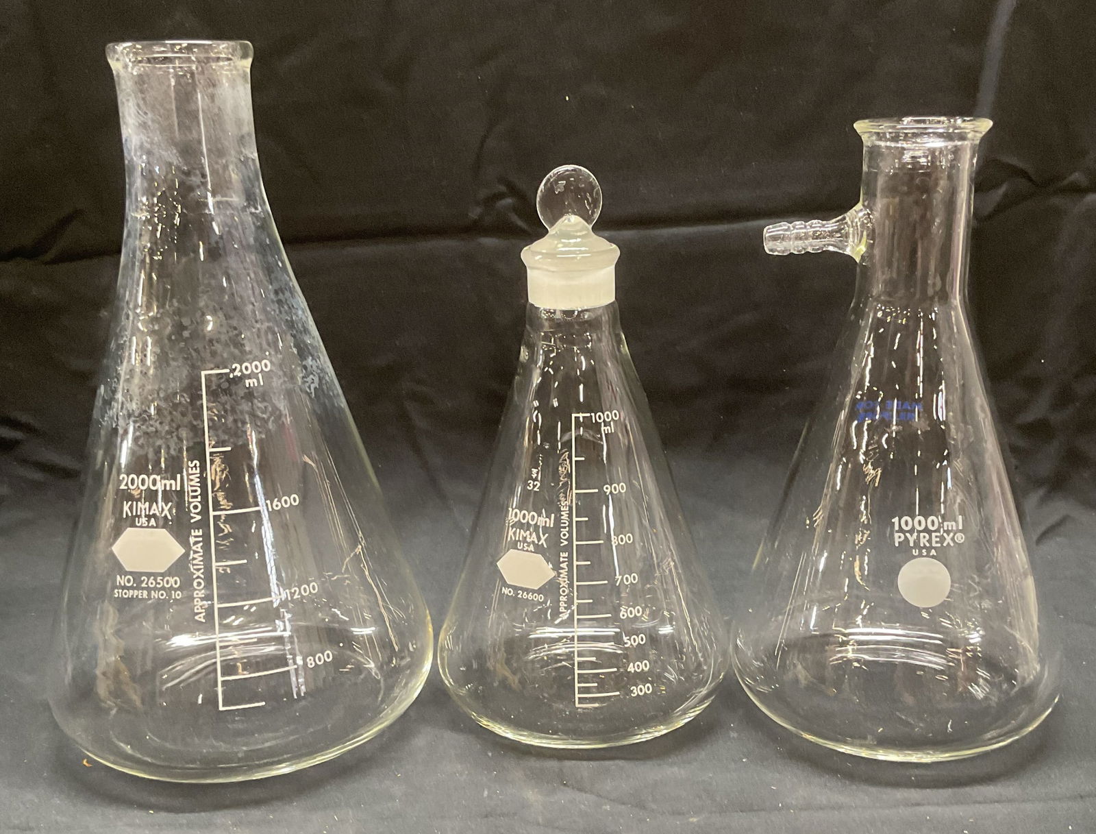 Lot 3 Kimax & Pyrex Glass Beakers (1 of 7)