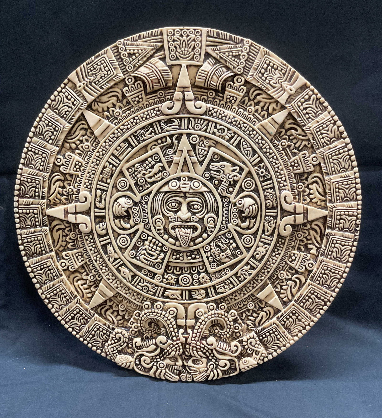 Aztec Calendar Sun Stone Replica Wall Plaque (1 of 6)
