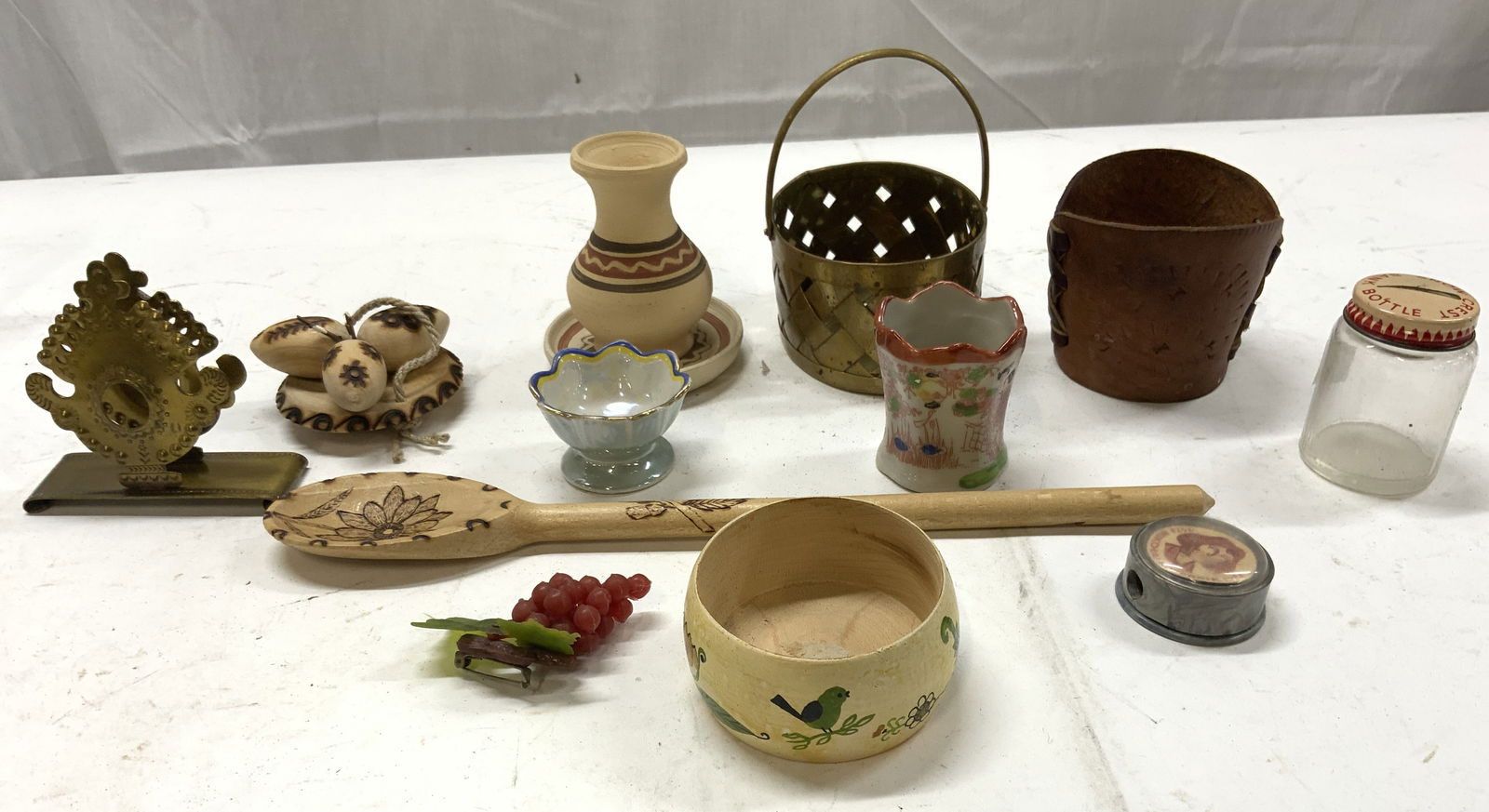 Lot 12 Assorted Tabletop Accessories (1 of 13)