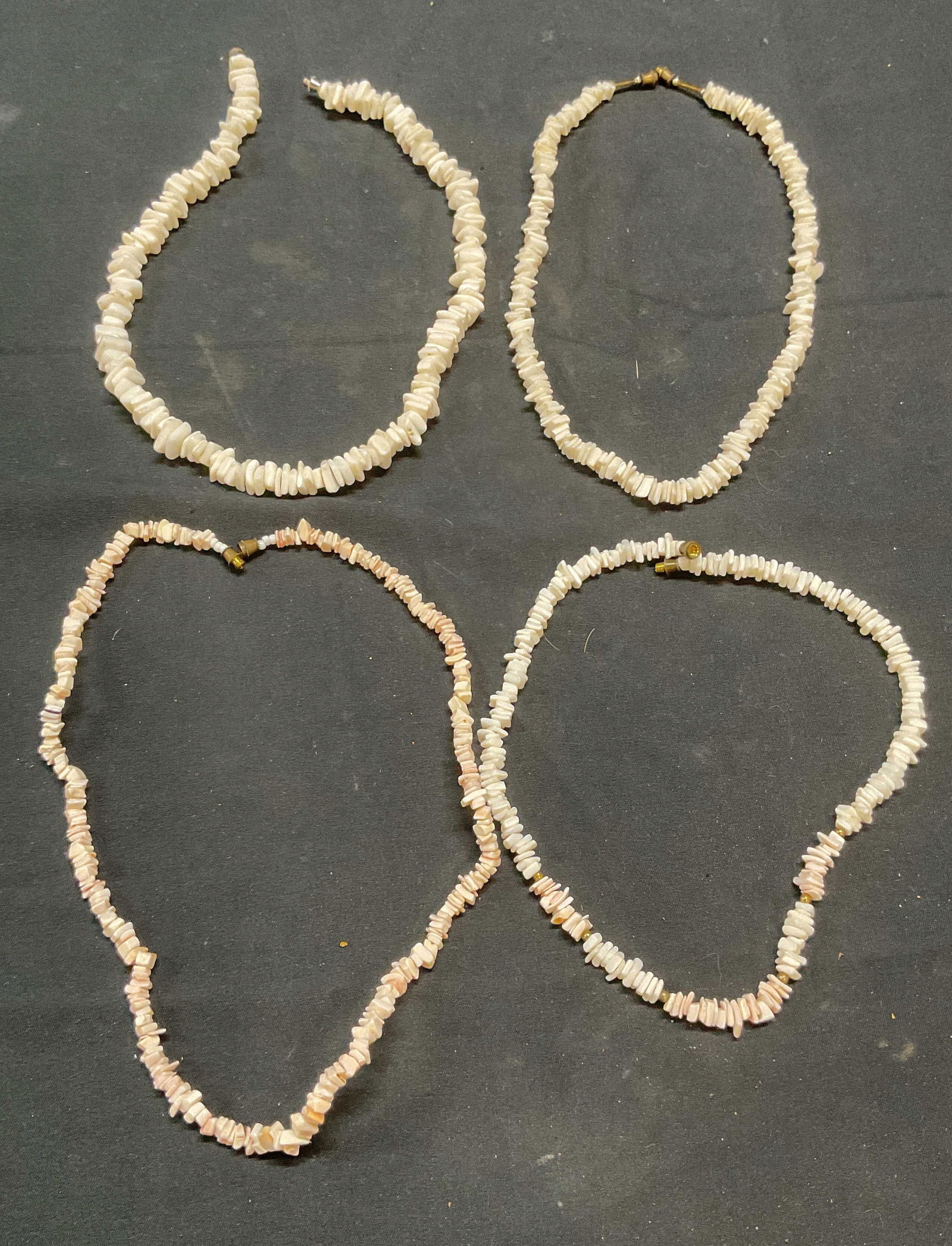 Lot 4 Vintage White & Pink Shell Choker Necklaces (1 of 9)