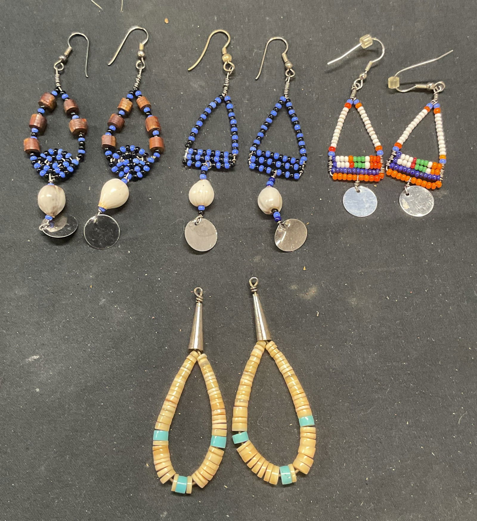 Lot 4 Blue Multicolor Beaded Dangle Earrings (1 of 8)