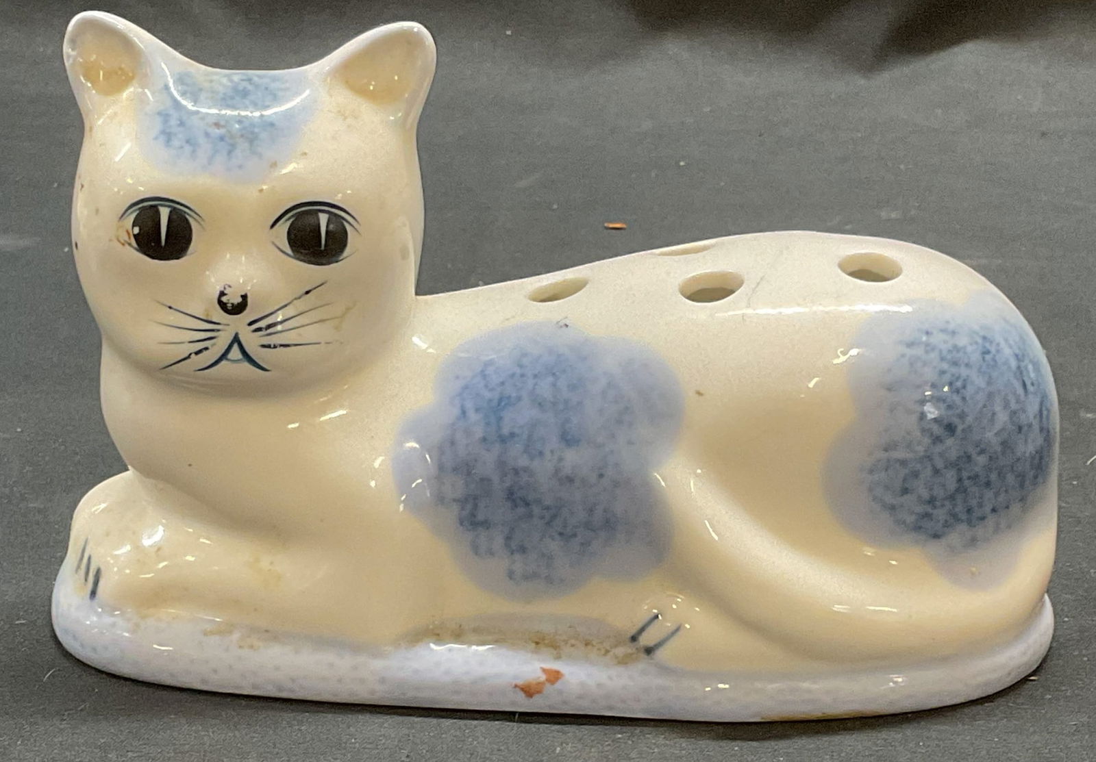 Vintage Mr May Ceramic Cat Flower Frog (1 of 7)