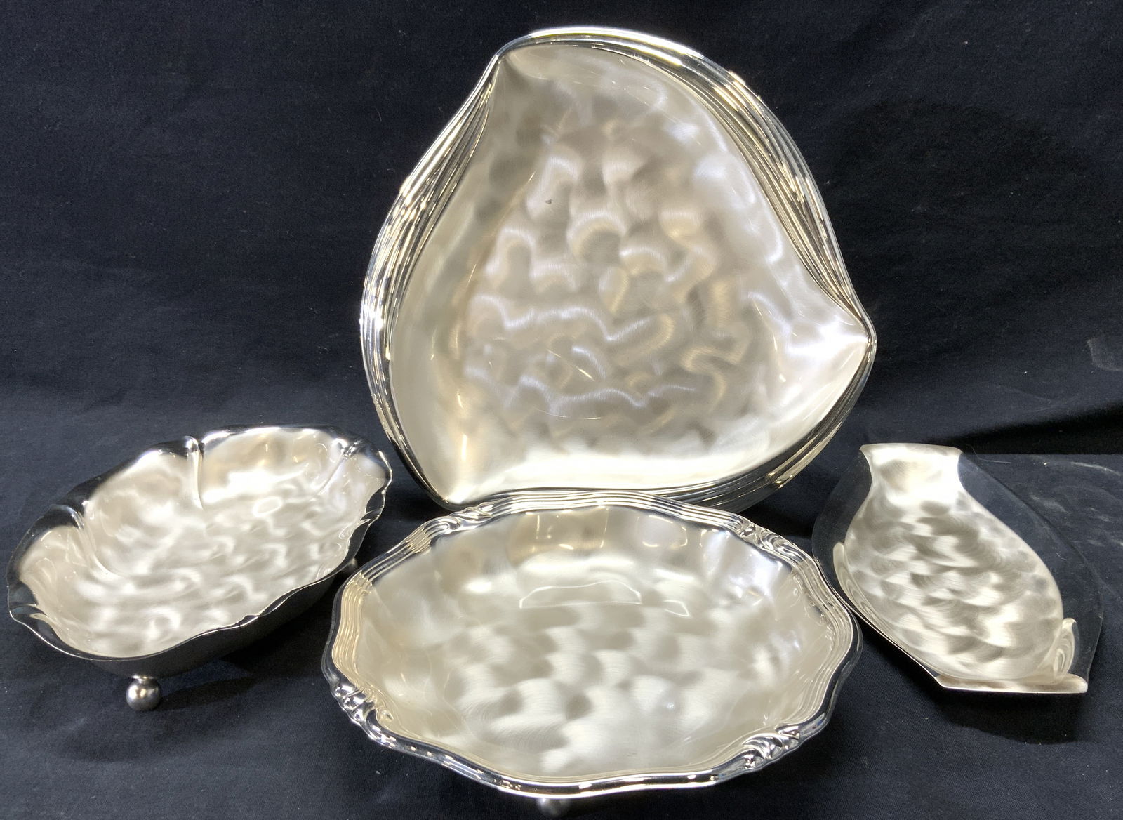 Silverplate WMF IKORA 4 Serving Dishes W Feet (1 of 7)