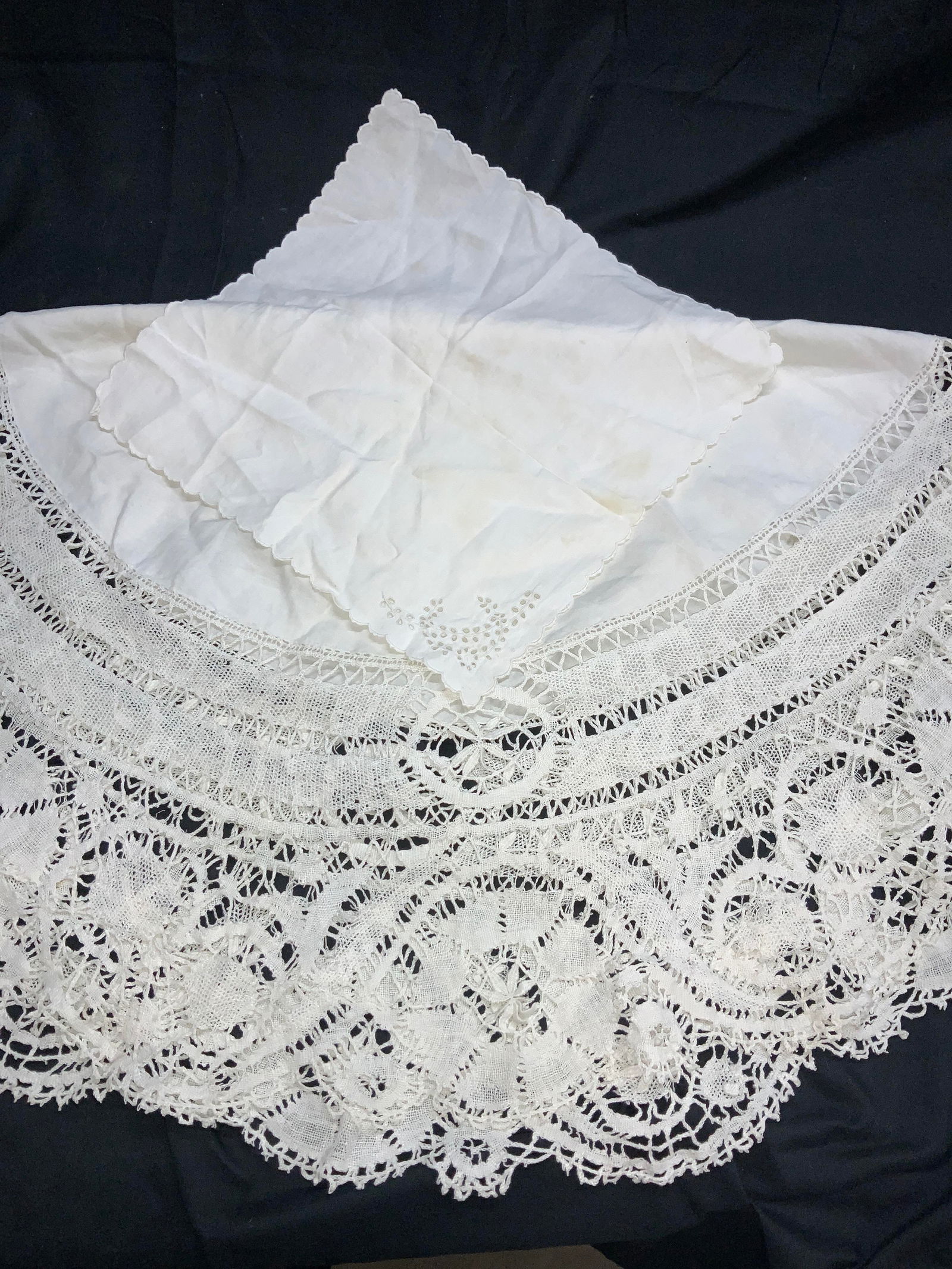 White Hand Crochet Linen Doily & Napkin, 2 (1 of 6)