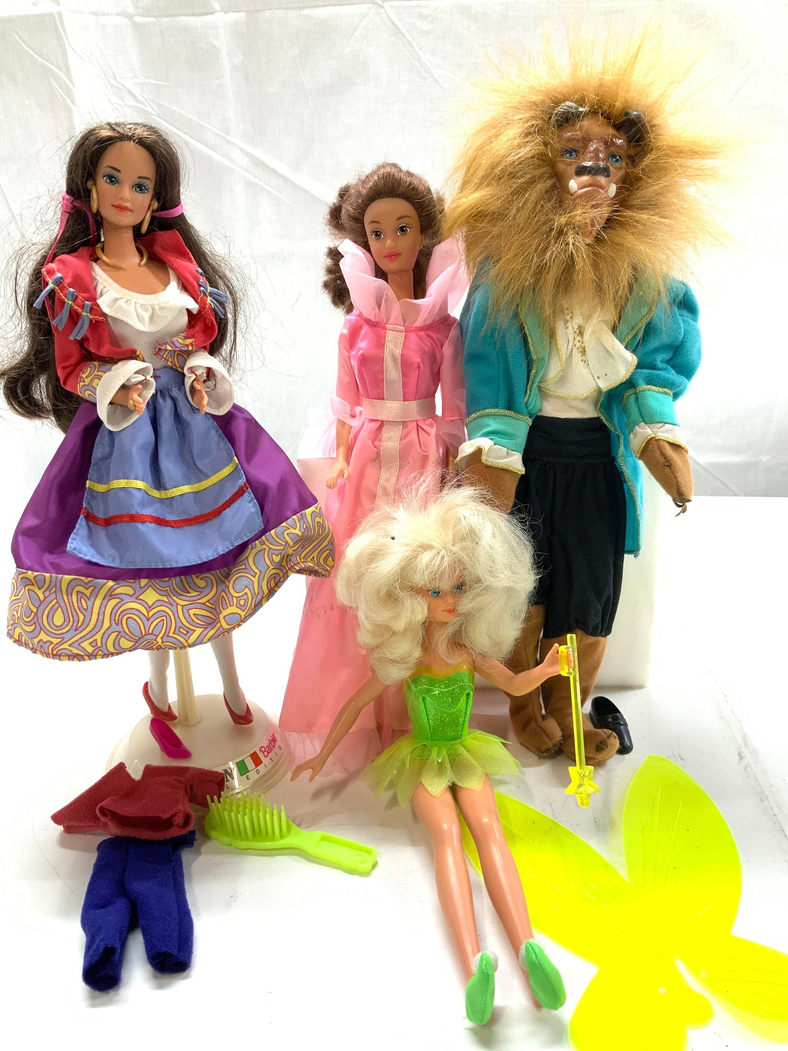 Collect Beauty & The Beast Barbies, Clothes + 1992 (1 of 14)