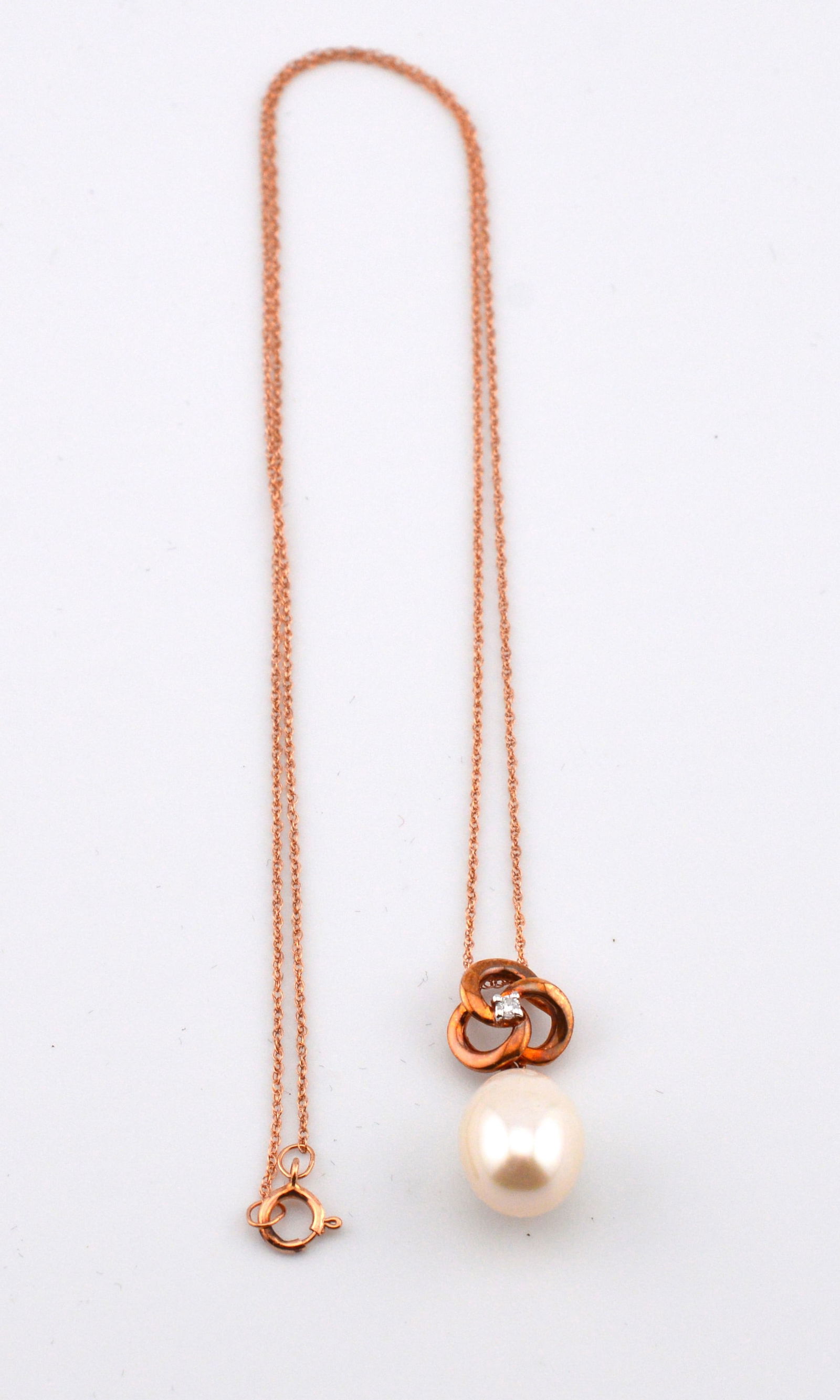 10K Rose Gold Necklace w Diamond Pearl Pendant (1 of 3)