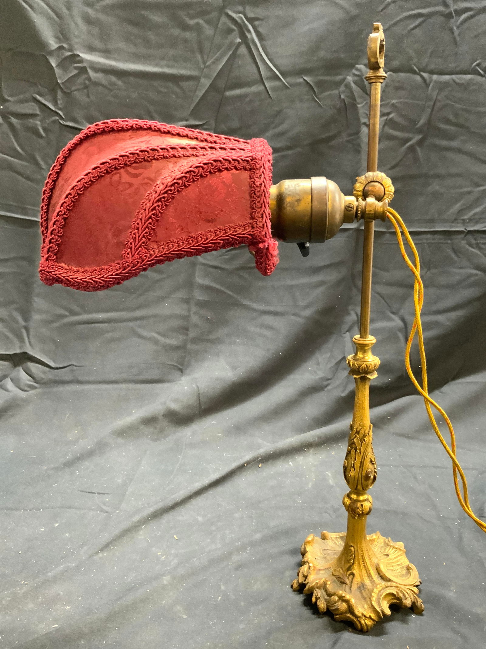 Vintage Brass Art Nouveau Table Lamp W Shade (1 of 7)