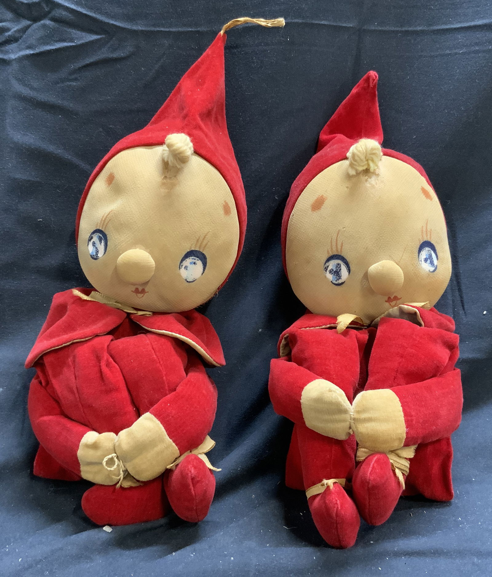 Vintage Pair Felt Knee Hugger Elf Dolls (1 of 6)