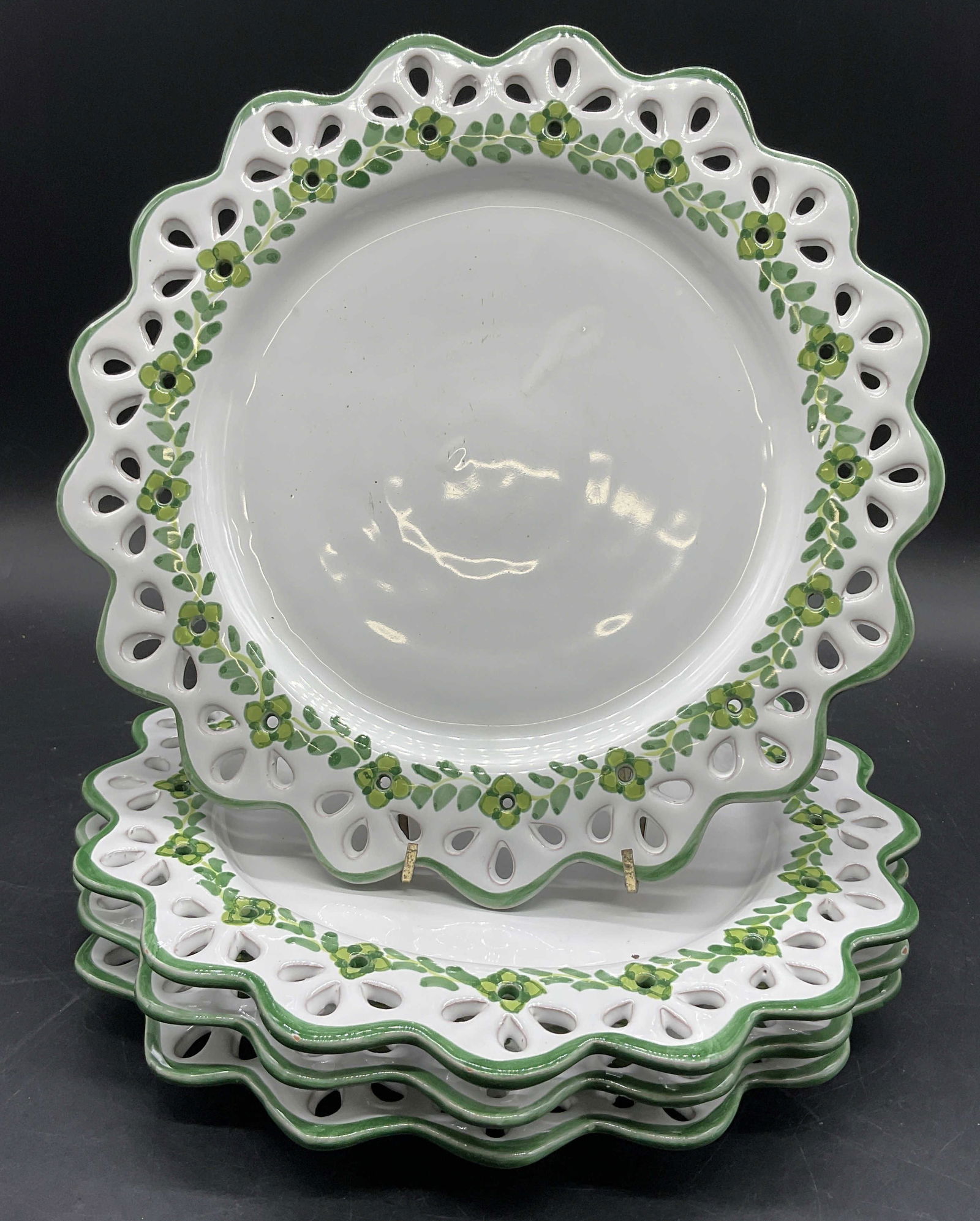 Set 4 THE ITALIAN LABORATORY Hand Decorated Plates (1 of 9)