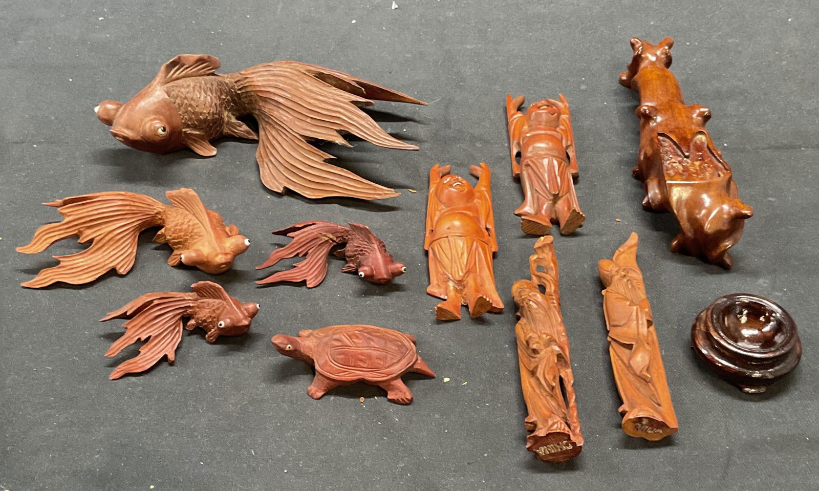 Lot 11 Carved Wood Animals, Figurals, Stands (1 of 8)