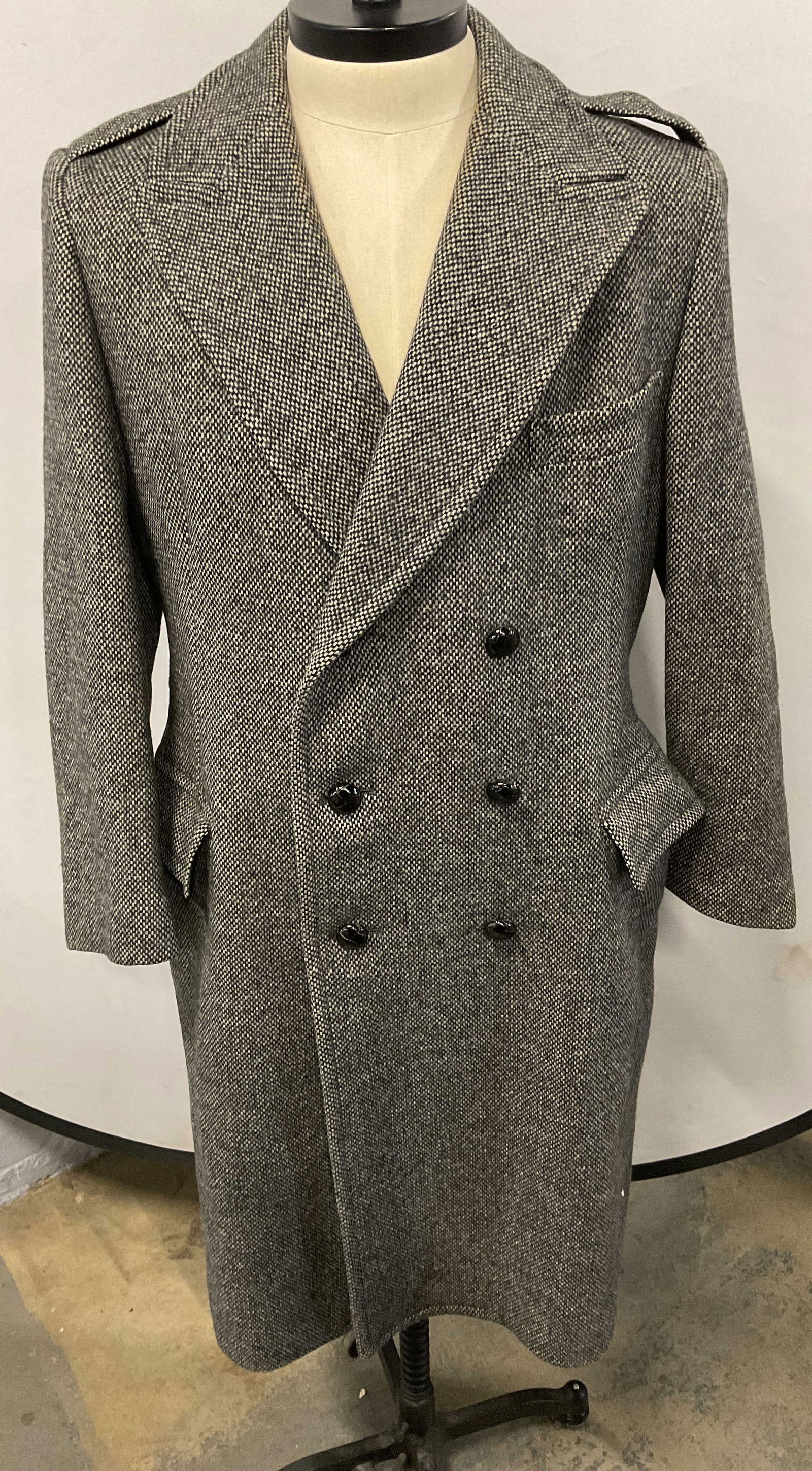 Mens Grey Wool Coat (1 of 7)