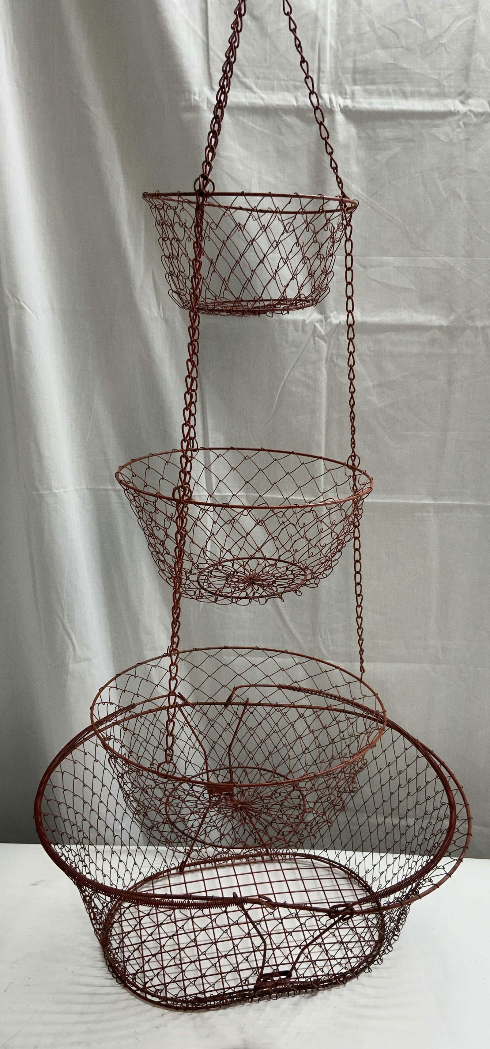 Lot 2 Metal Basket & 3 Tier Hanging Planter Holder (1 of 6)