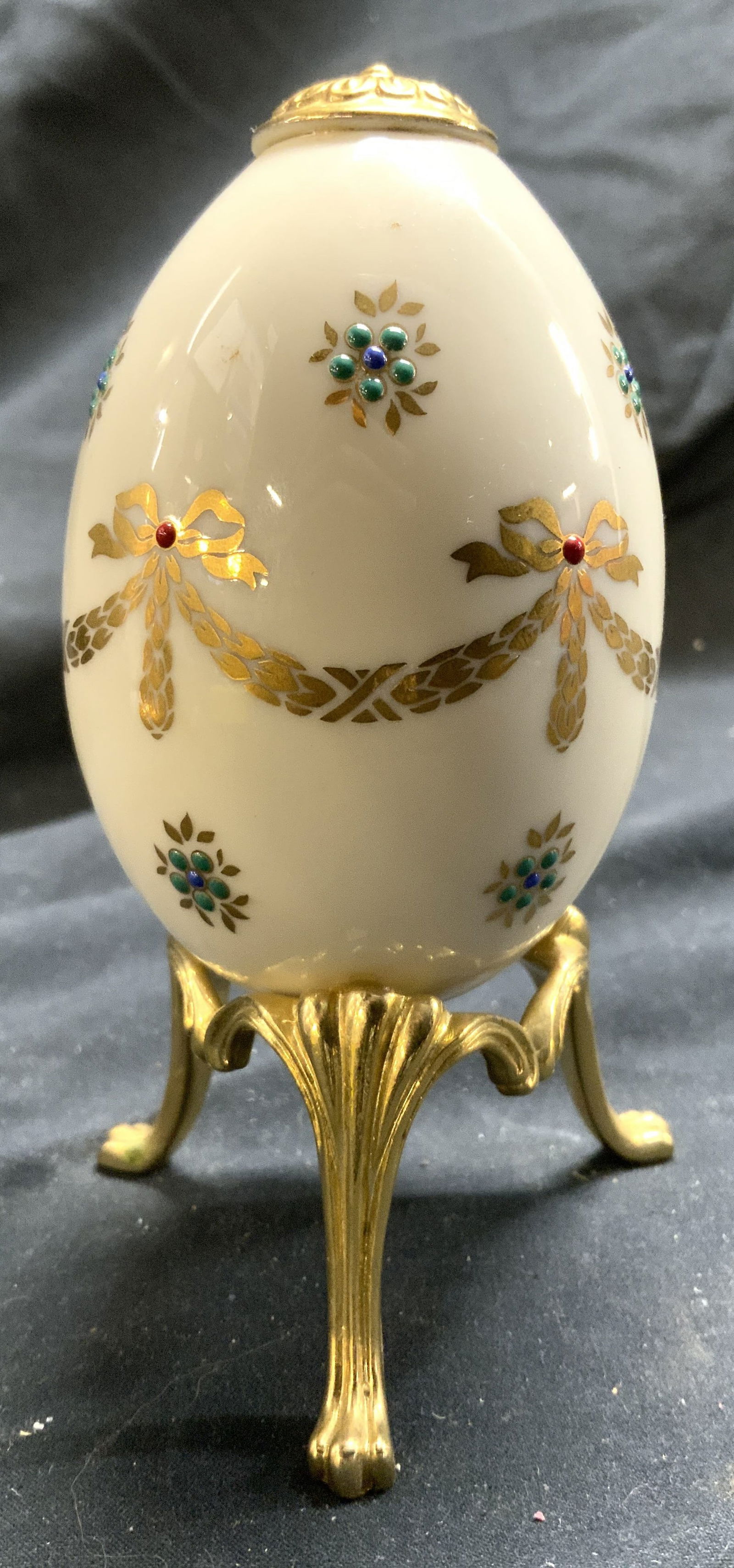 LENOX Porcelain Egg On Gilt Metal Stand (1 of 6)