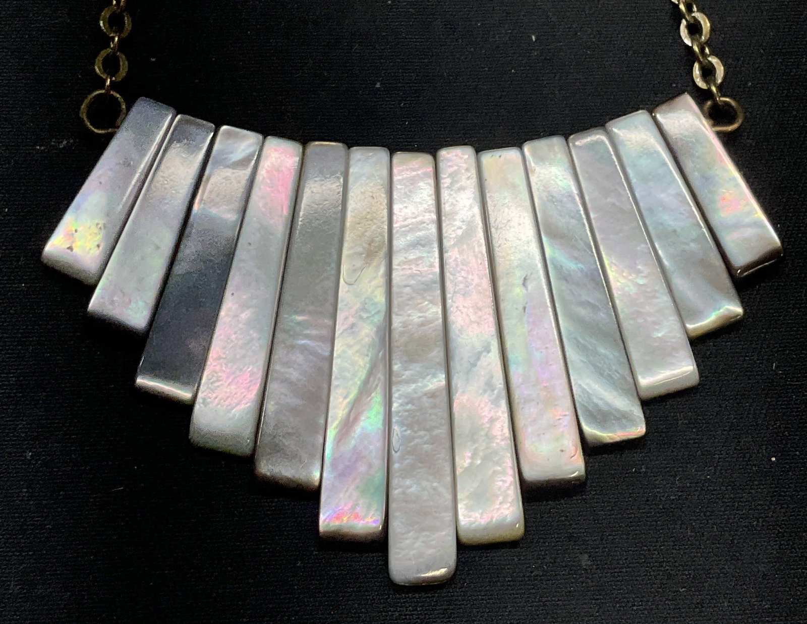 Gold Tone Mother of Pearl Pendant Necklace: Gold tone necklace with mother of pearl pendant. Drop length approx. 10 inches. Some surface wear including scratching observed. Jewelry, Easter jewelry, costume jewelry, cocktail jewelry, fashion jew