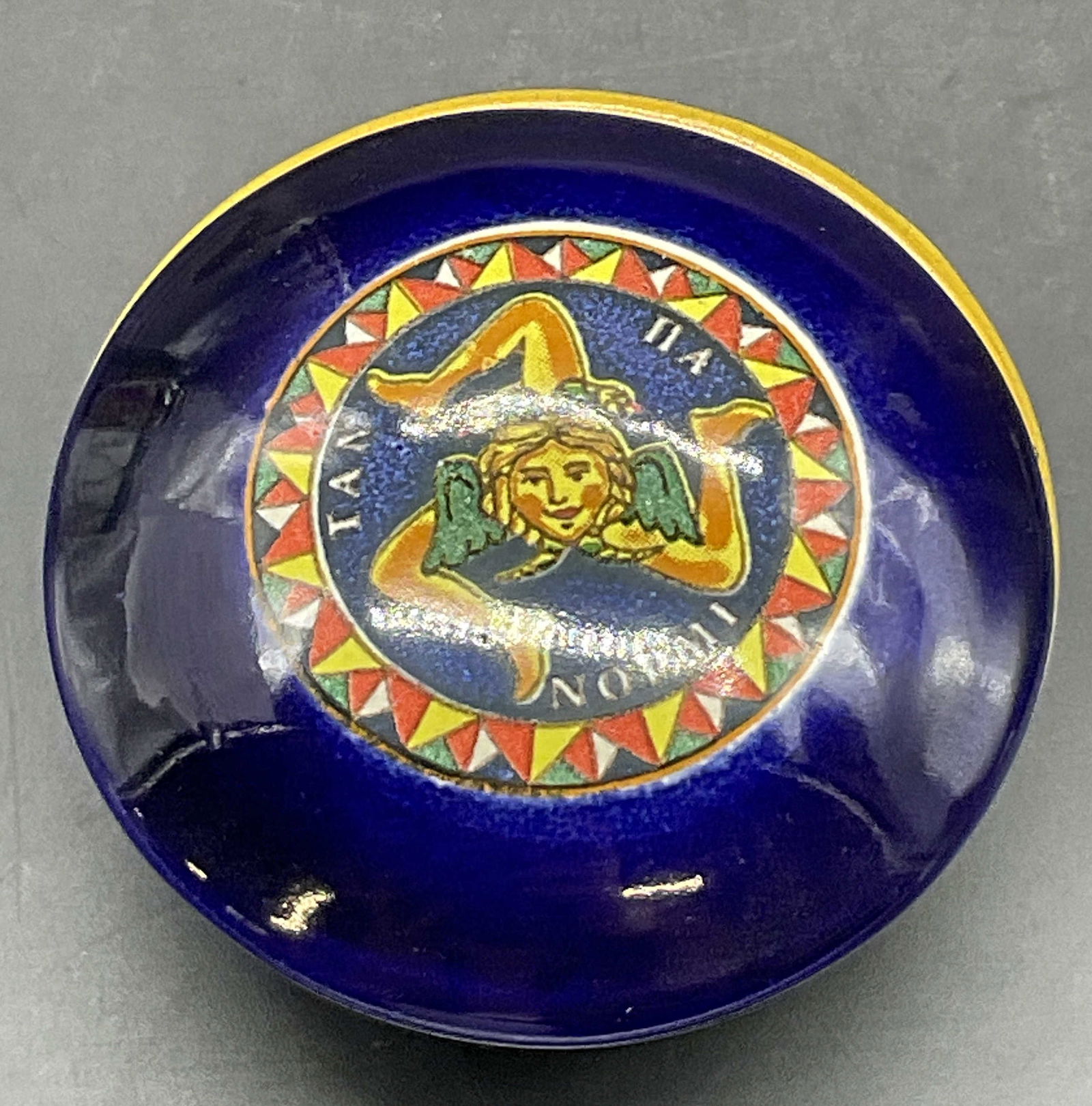 Three Legged Figural Ceramic Trinket Box, Lidded (1 of 10)