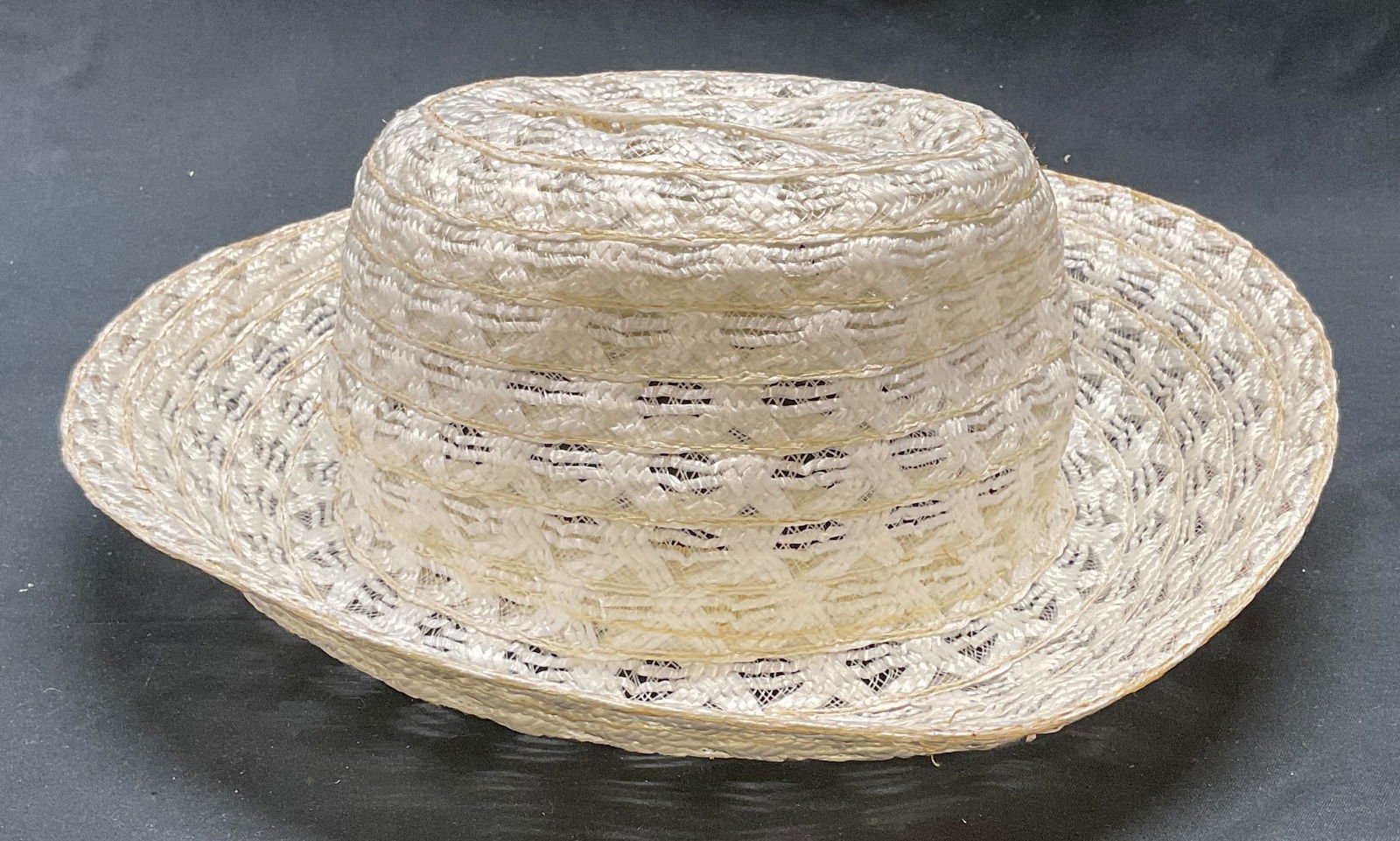 Vintage White Woven Straw Hat (1 of 6)