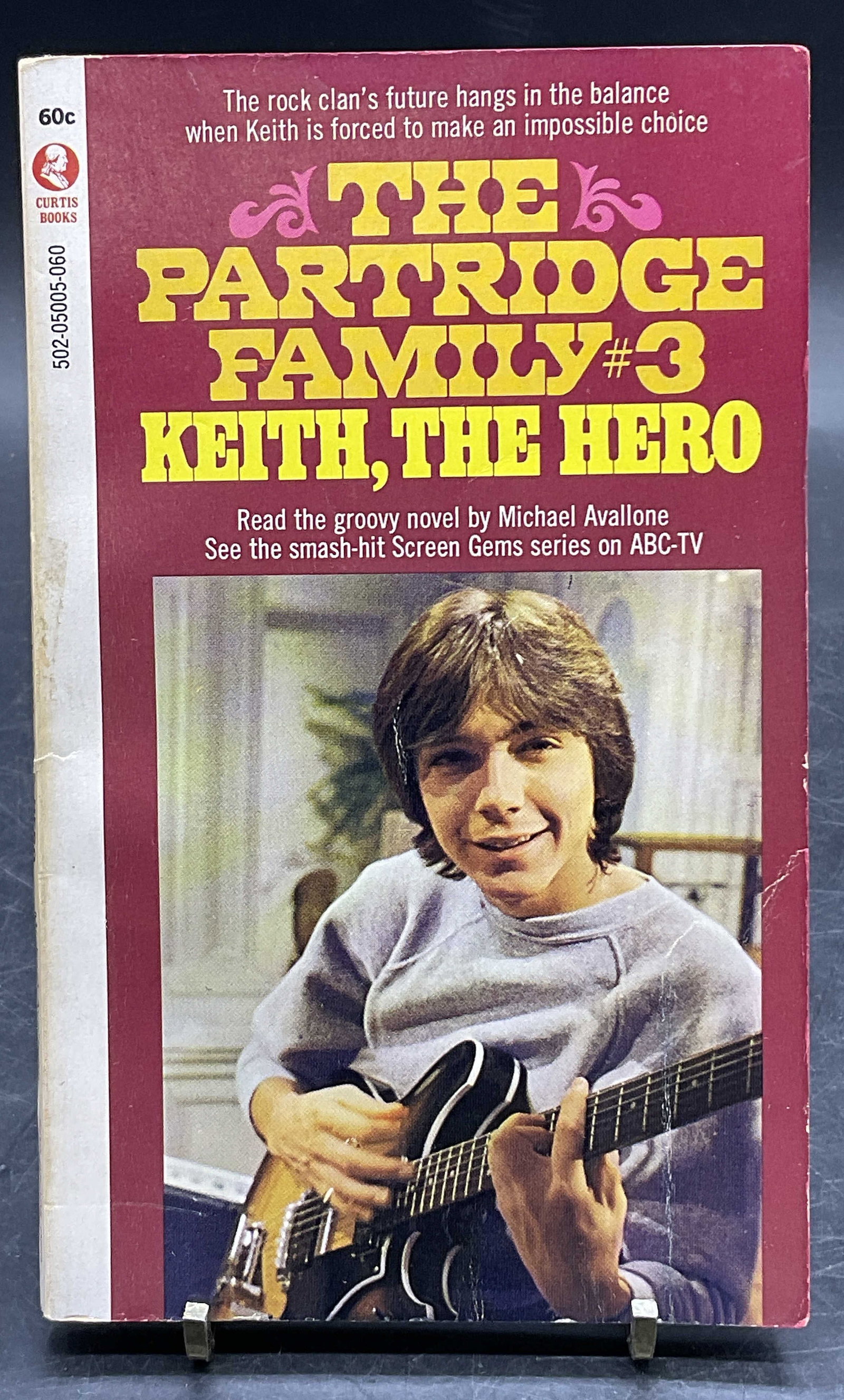1970 The Partridge Family #3 Keith the Hero Book: The Partridge Family #3 Keith the Hero Paperback Book. By Michael Avallone. C. 1970. Measures approx. 7L x 4.5W in. Discoloration and surface wear present. home decor, home accents, homewares, housewa