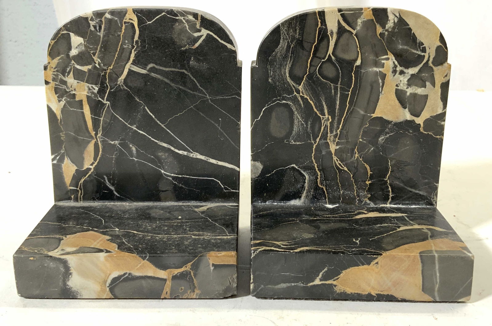 Pair Marble Bookends Black & Tan (1 of 8)