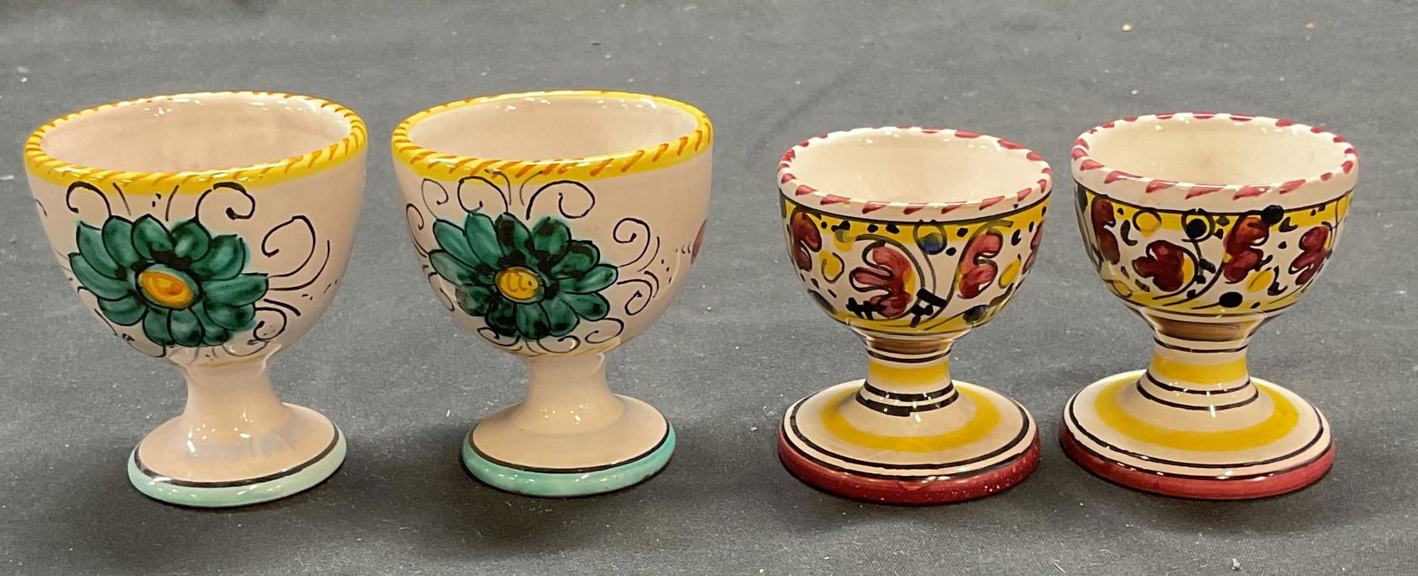 Lot 4 Enrico Ischia & Assisi Ceramic Egg Cups (1 of 7)