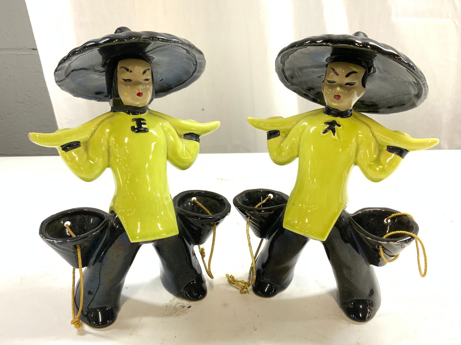 Vntg Porc Male & Female Figs Carrying Water Buckets (1 of 8)