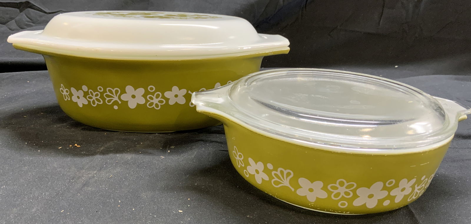 PYREX Lot 2 Vntg Glass Serving Dishes W Lids USA (1 of 9)