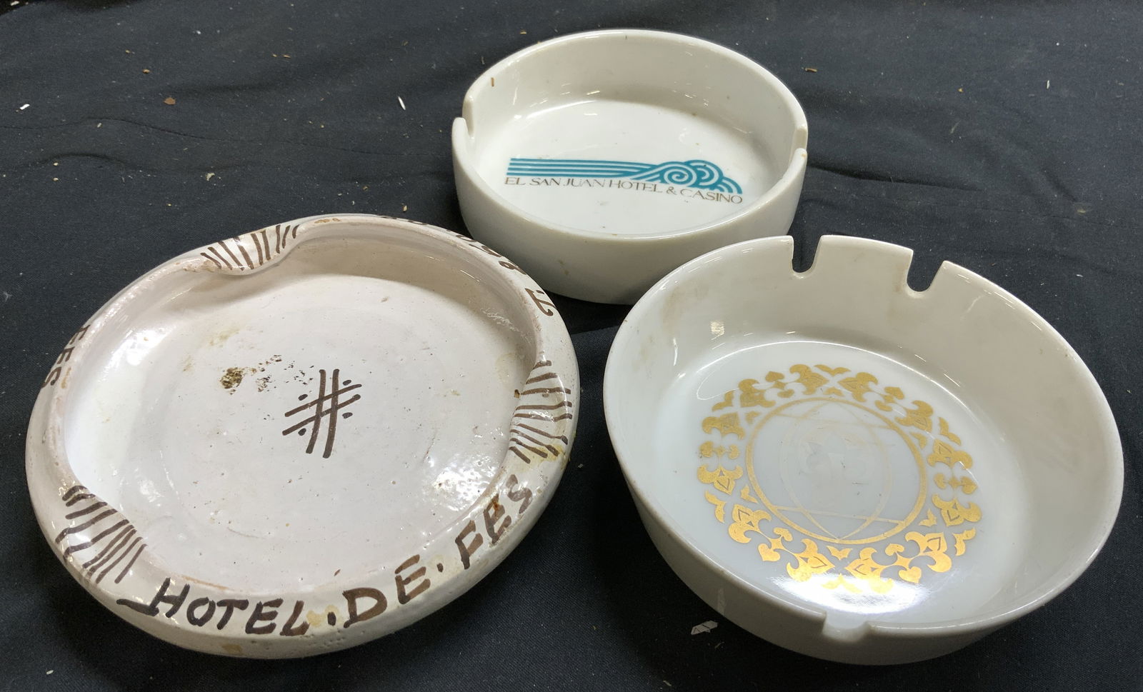 Lot 3 Assorted Vintage Porcelain Trinket Dishes (1 of 7)