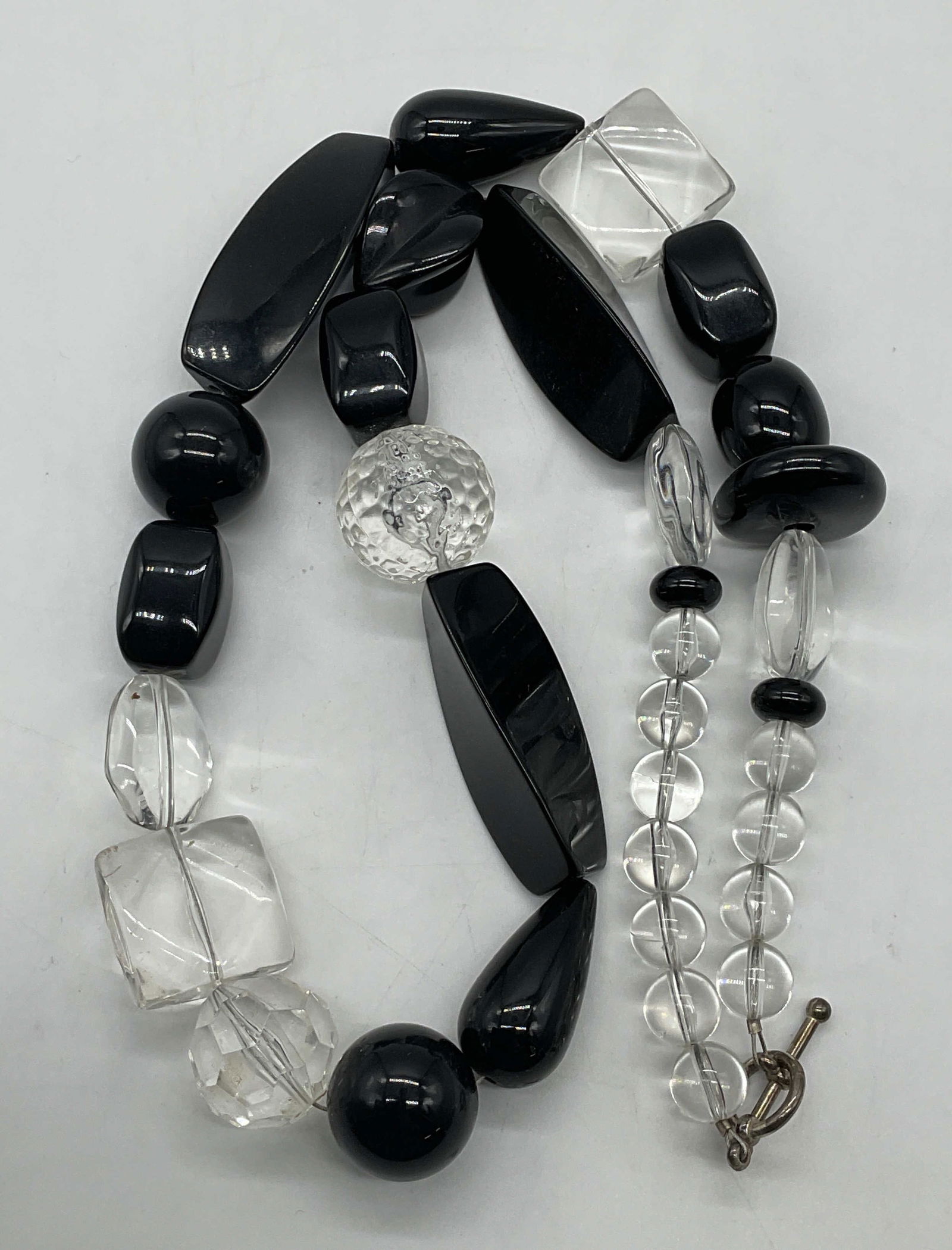 Vintage Black & Clear Beaded Necklace (1 of 6)
