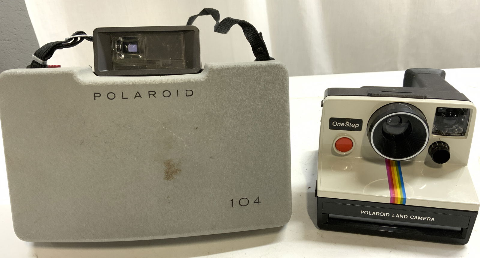 POLAROID Lot 2 Vintage Cameras (1 of 6)