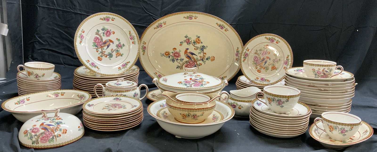 SMITH PHILLIPS Set 81 Porcelain Serveware Set USA (1 of 17)