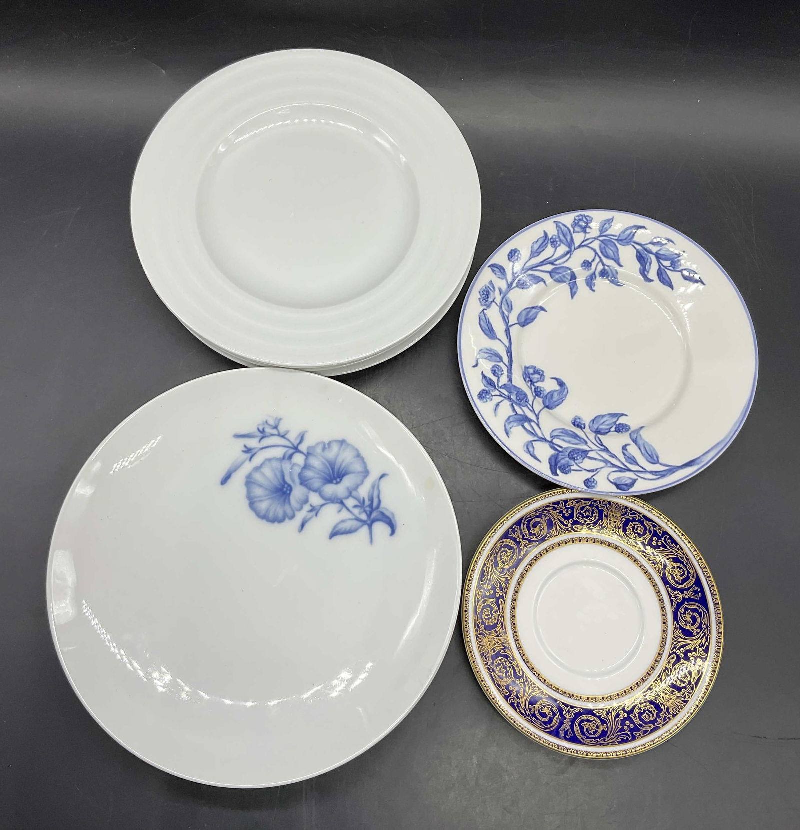 Lot 8 ROSENTHAL, ROYAL DOULTON + Porcelain Plates (1 of 9)