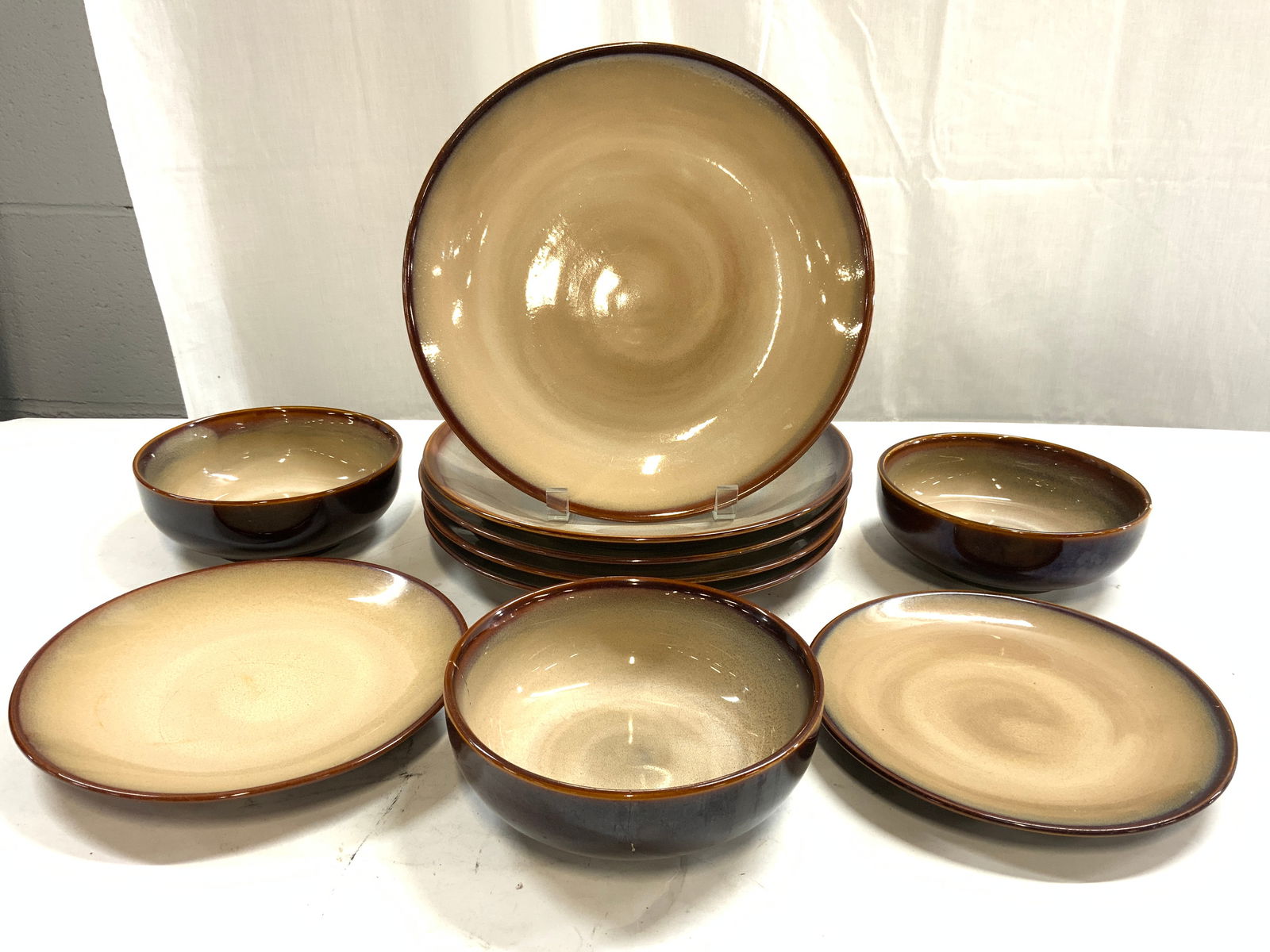 SANGO NOVA BROWN Set 10 Ceramic Serveware (1 of 7)
