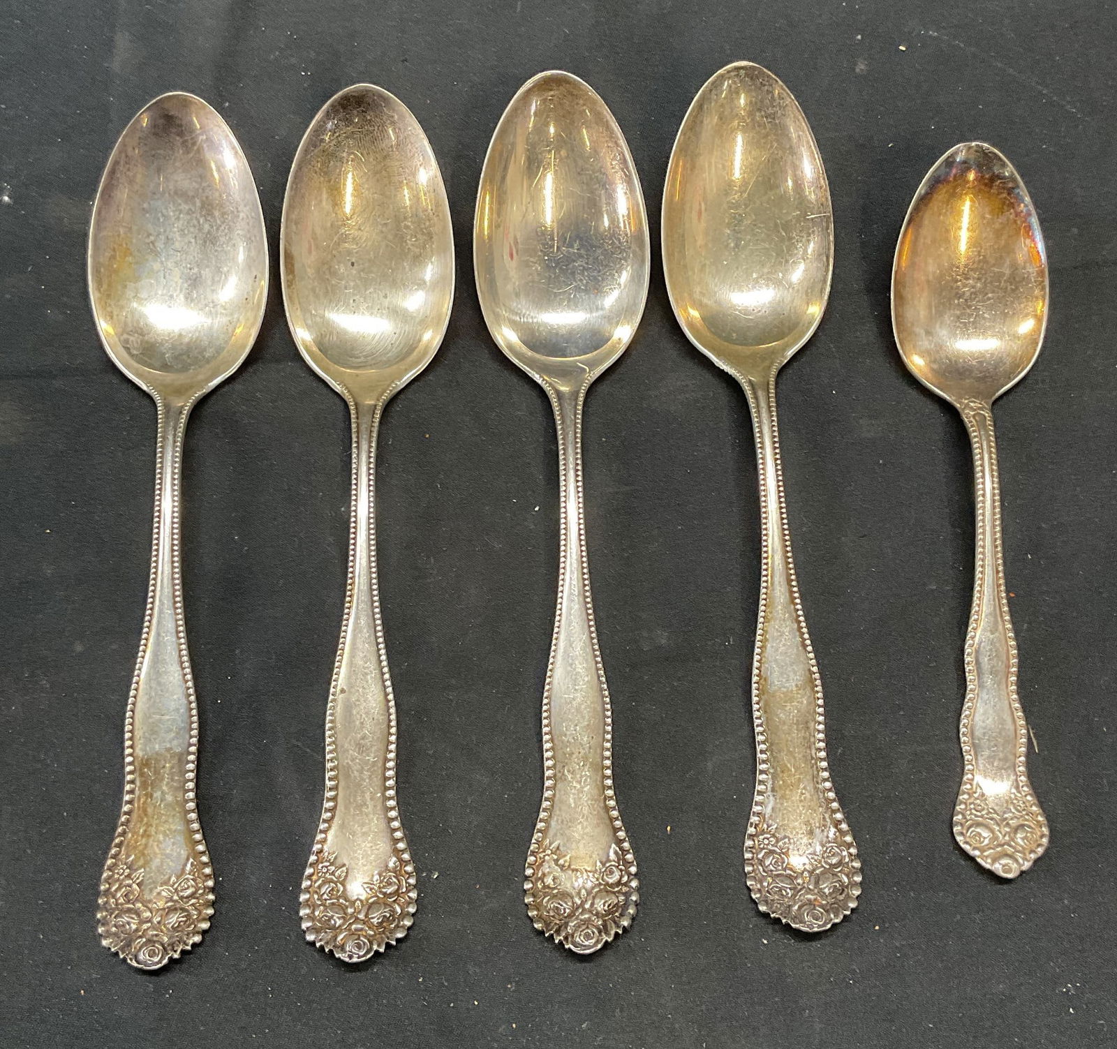 Lot 5 Vintage Hallmarked Sterling Silver Spoons (1 of 7)