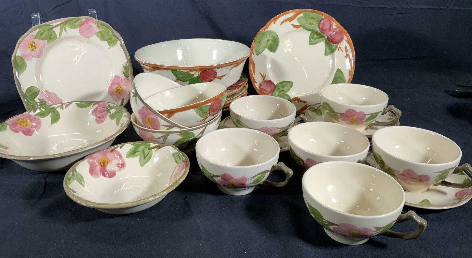 Franciscan Dishware Set 25 Pc England (1 of 14)