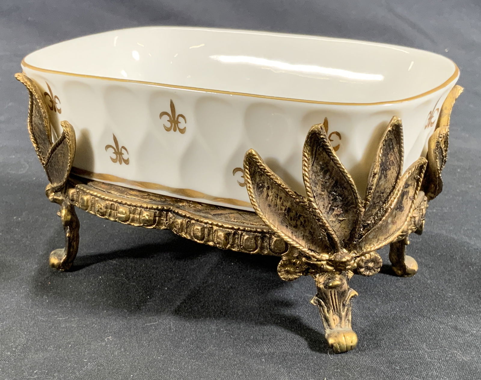 Ceramic Soap Tray on Gold Toned Claw Foot Stand (1 of 13)