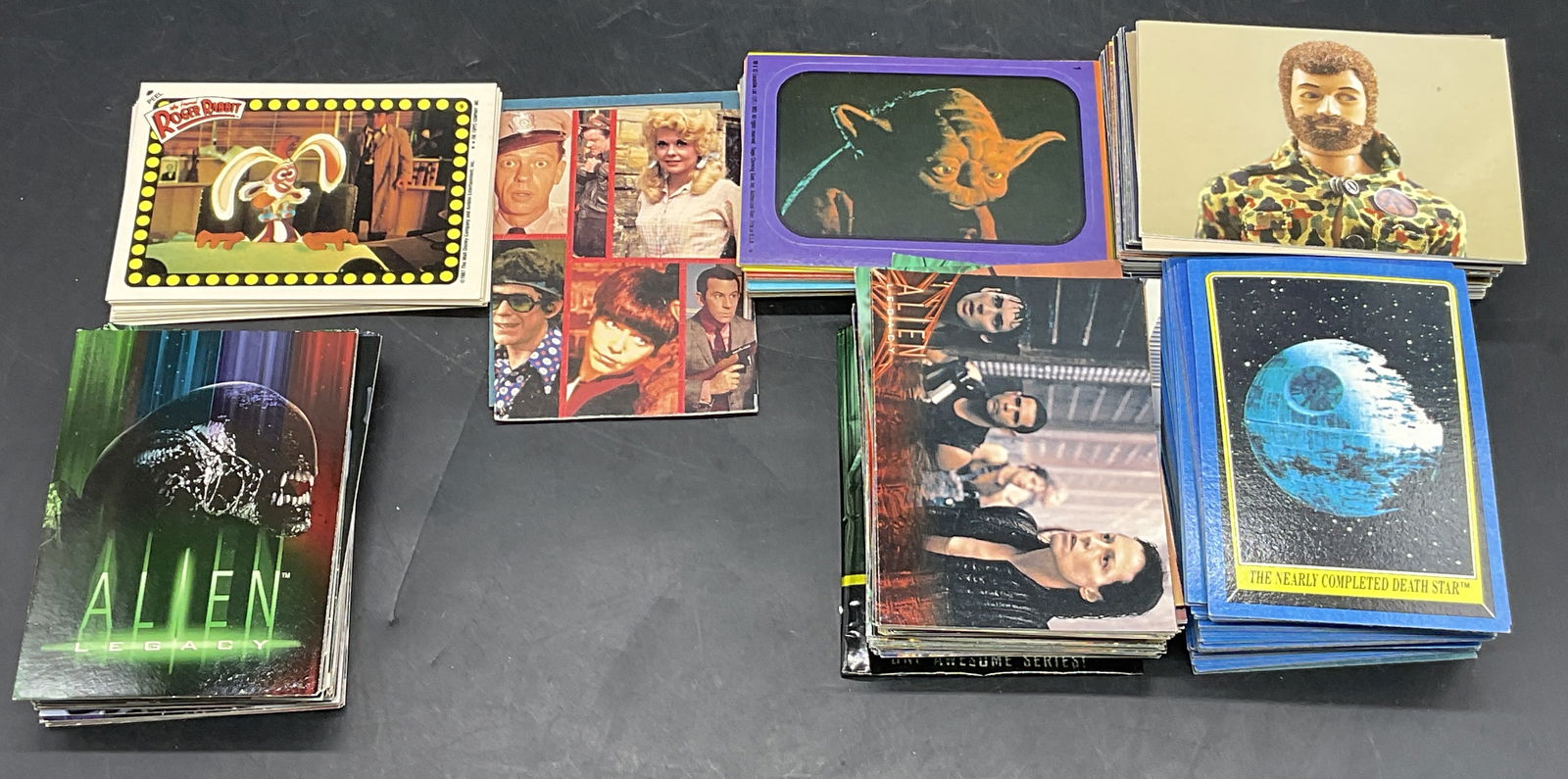 Group Lot Collectible Trading Cards, Star Wars + (1 of 8)