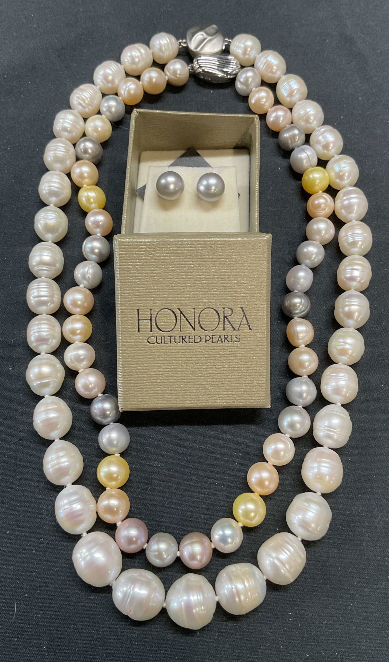 Lot 3 Honora Cultured Pearl Earrings & Necklaces (1 of 10)