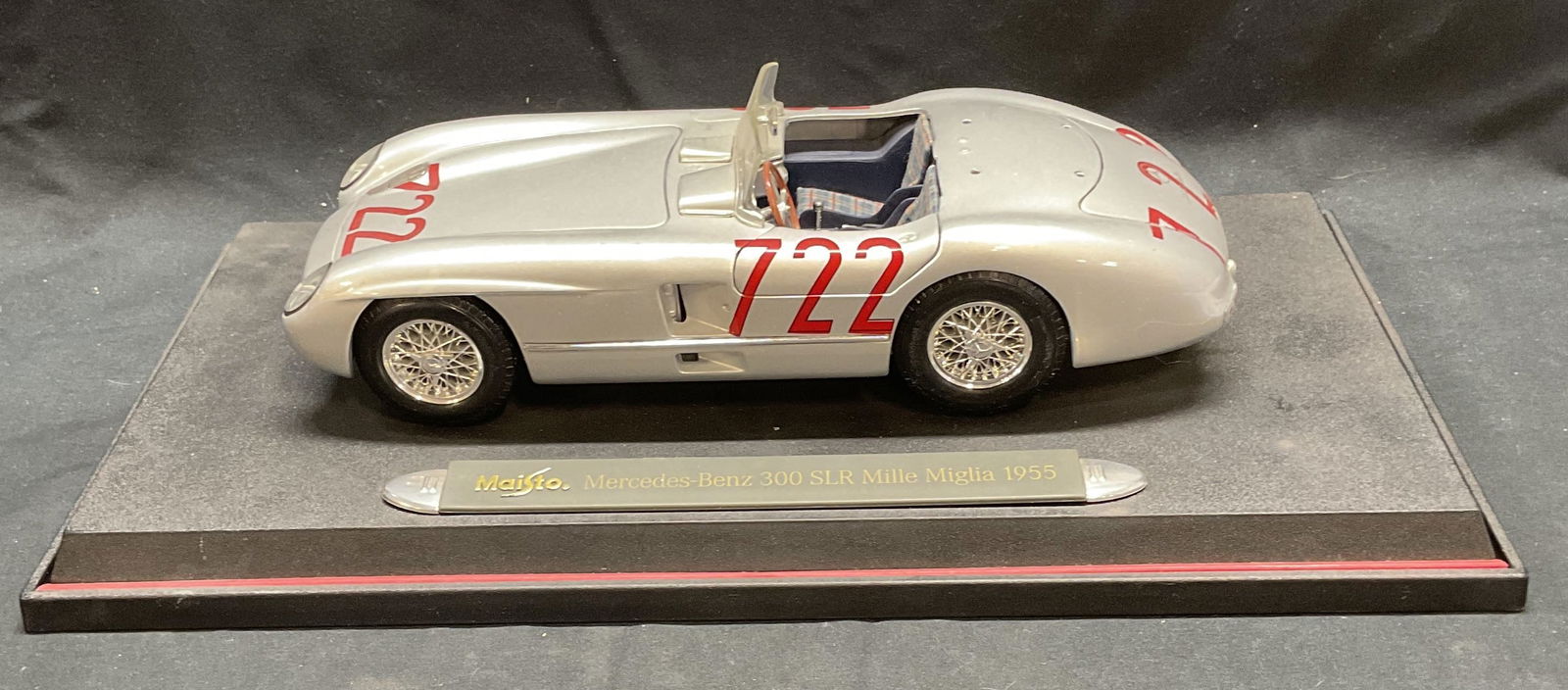 Maisto Mercedes Benz 300 SLR Mille Miglia 1950 (1 of 6)