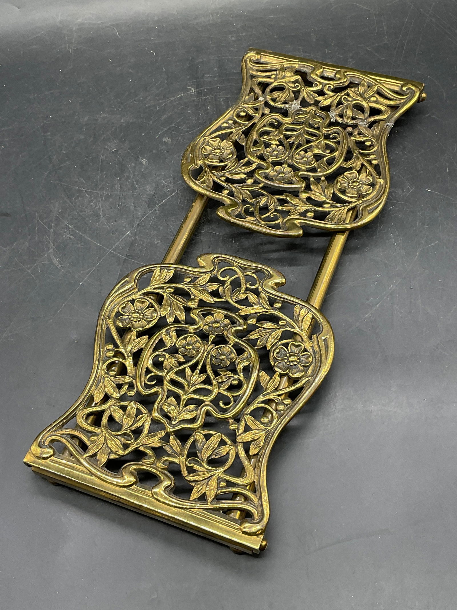 Vintage Brass Adjustable Floral Book Holder (1 of 11)