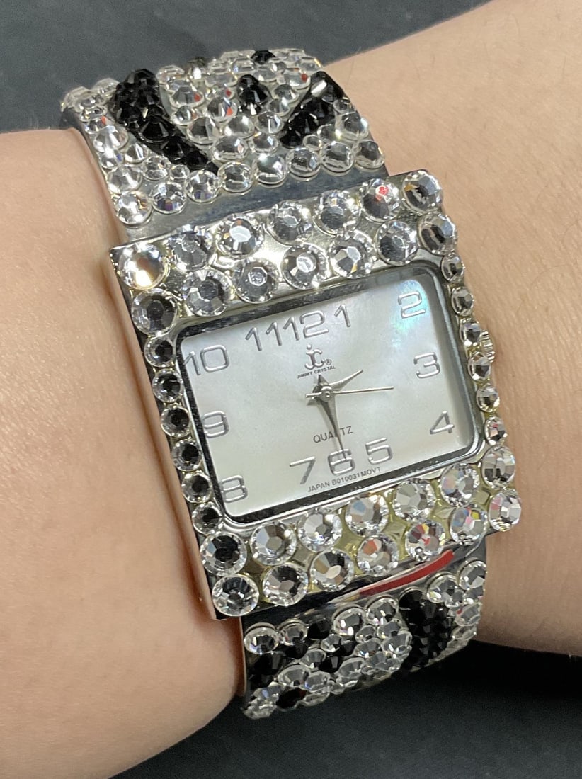 Jimmy Crystal Silver Tone Cuff Watch NWT (1 of 7)
