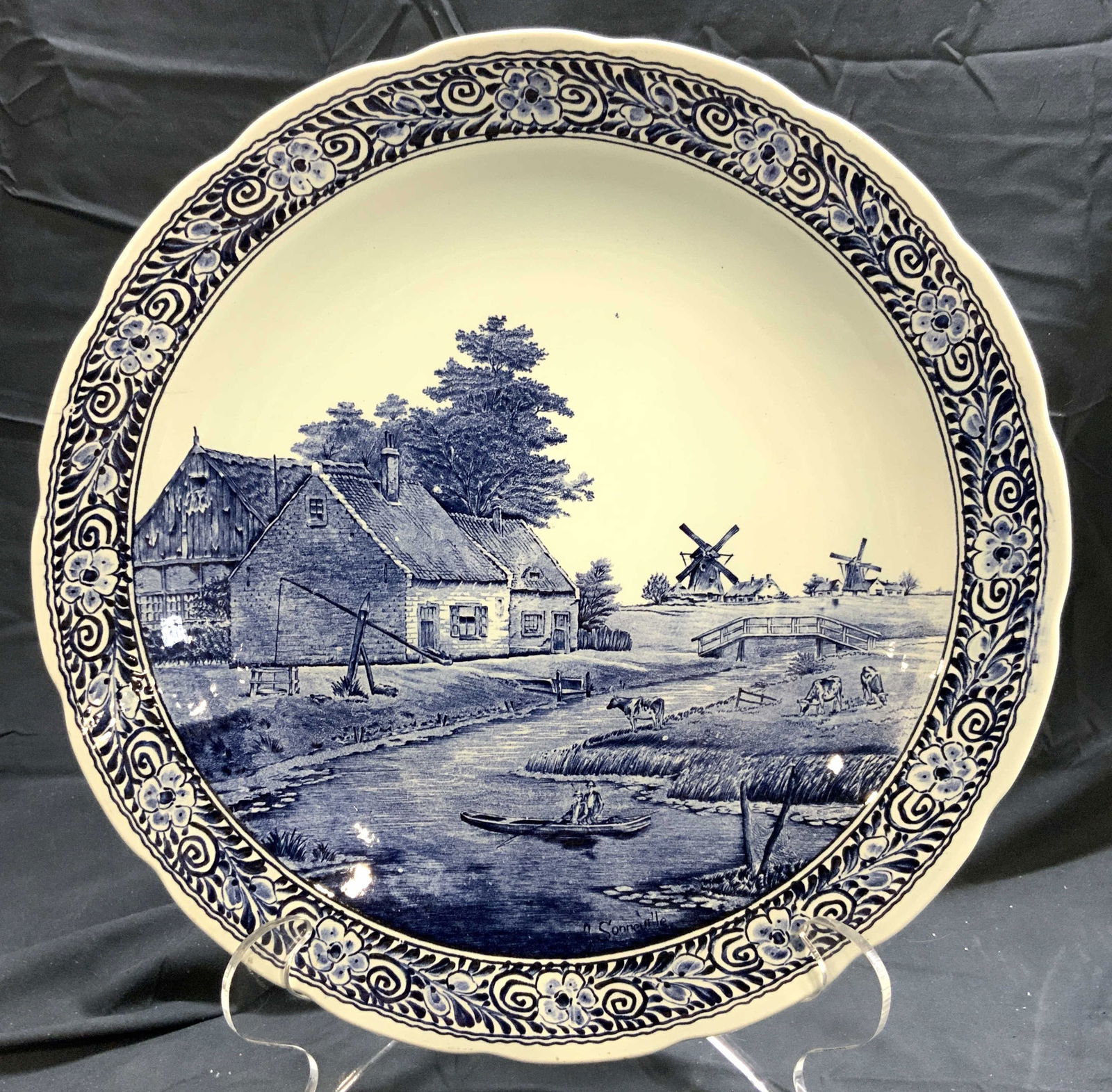 DELFTS ROYAL SPHINX BY BOCH BELGIUM Por Wall Plate (1 of 9)