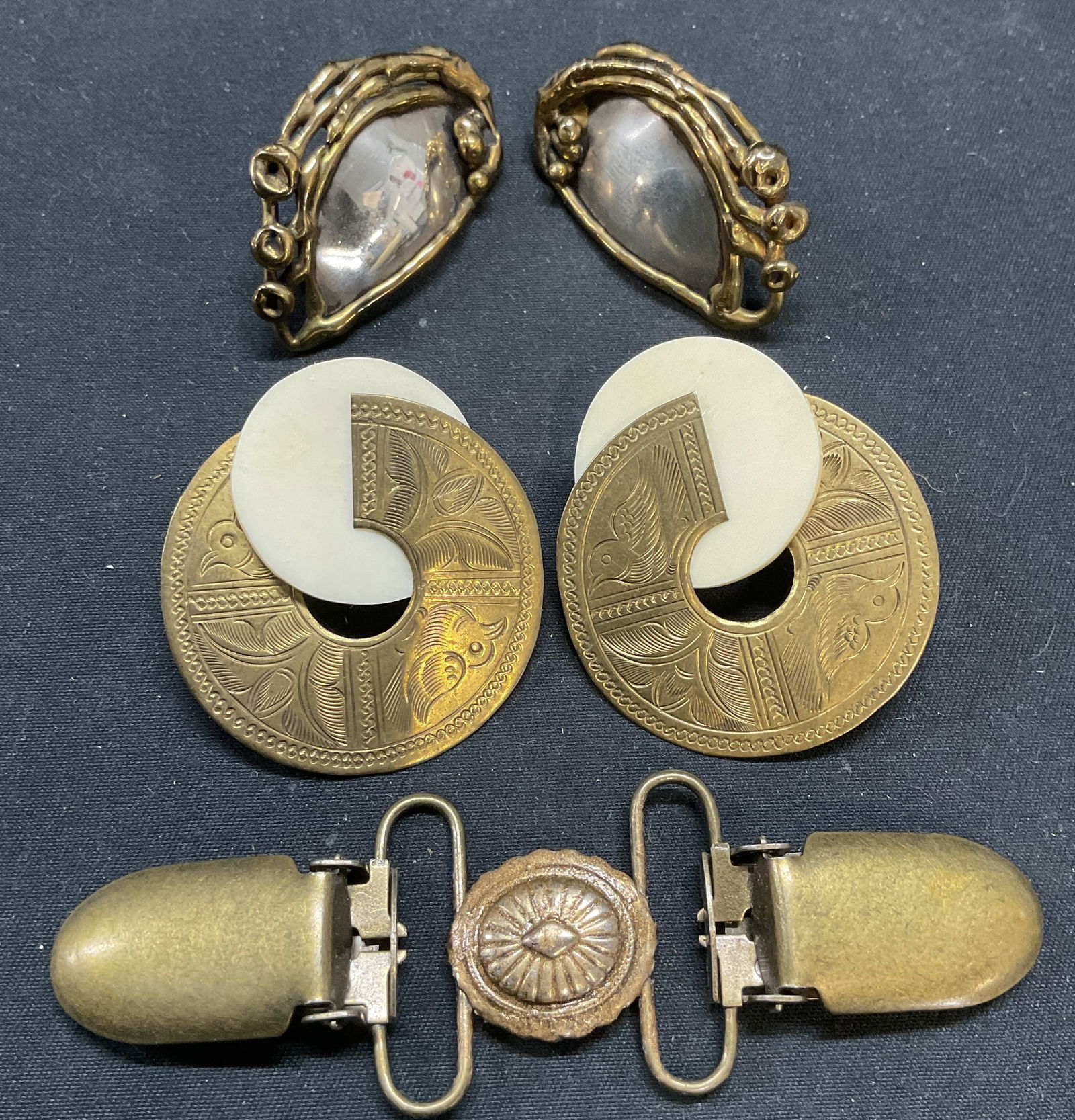 Lot 3 Vintage Gold Tn Earrings, Sweater Clip (1 of 7)